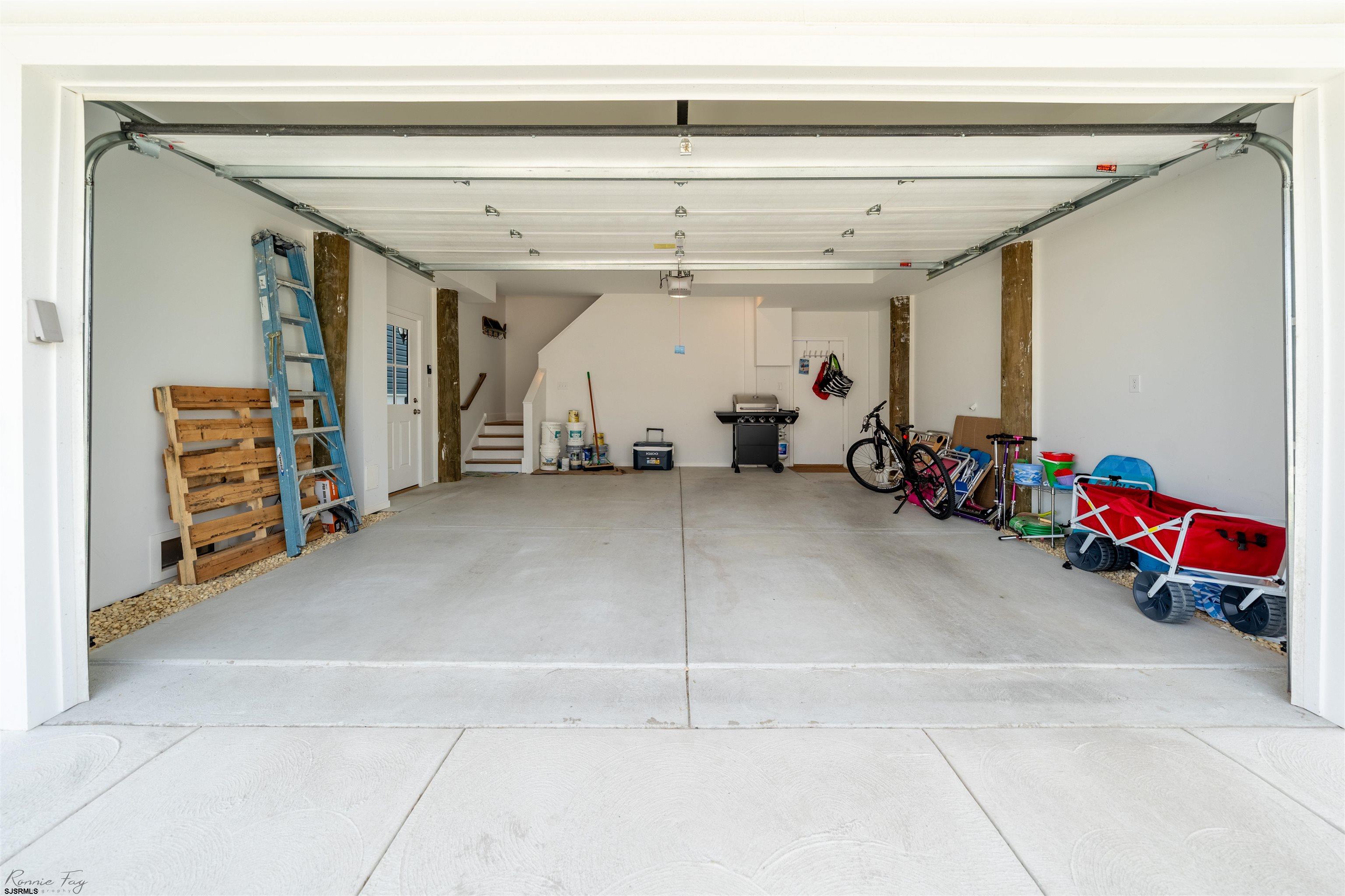 3144 West Ave