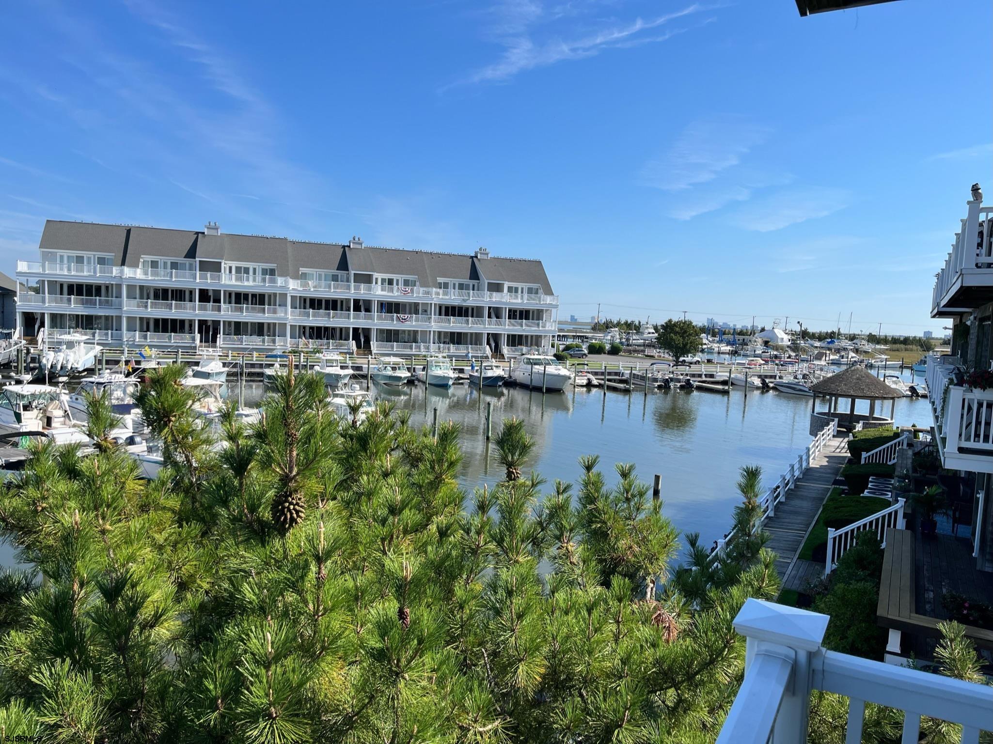 512 Harbor 