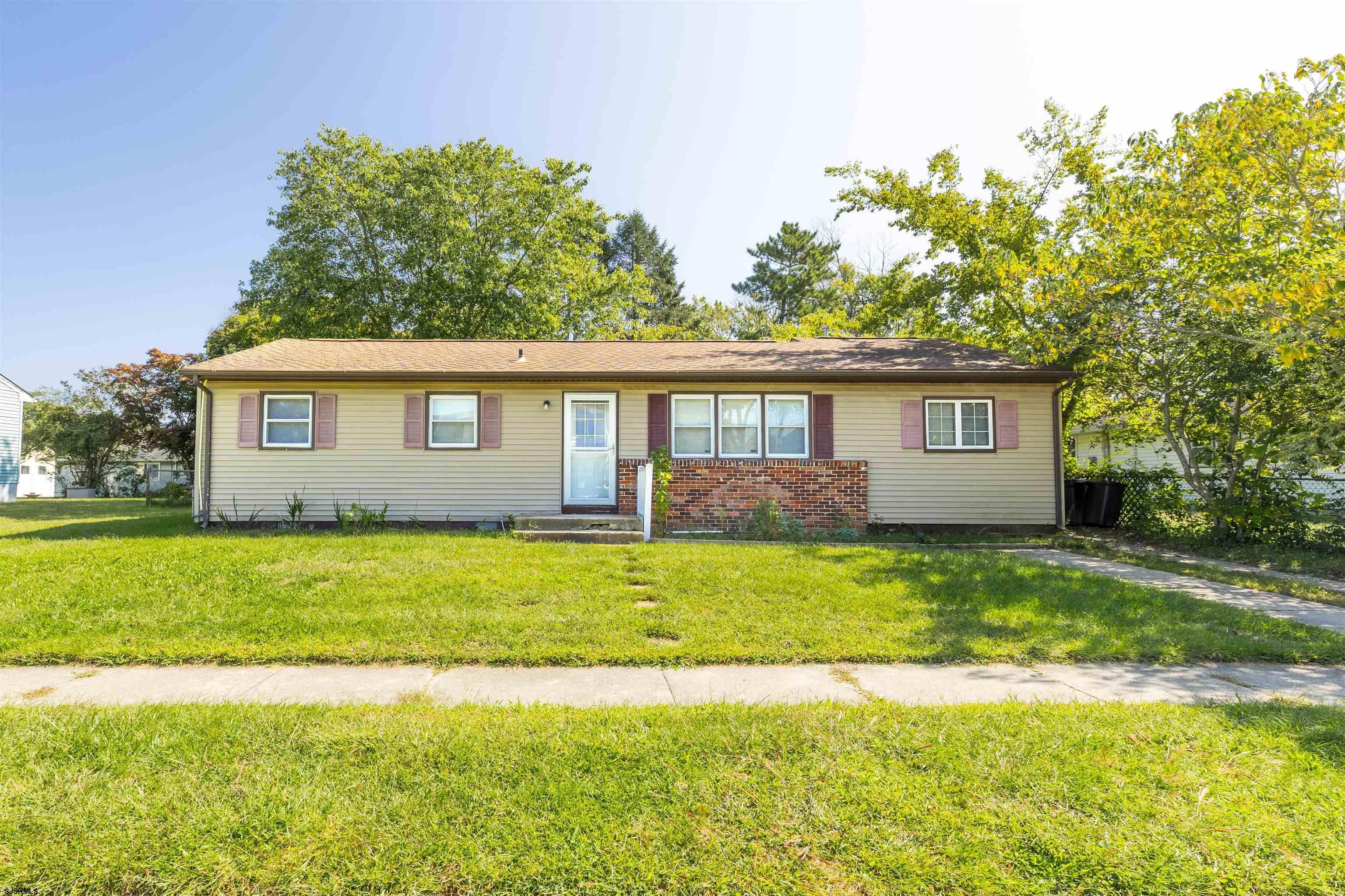 4 Cherry Hill Road - Picture 1