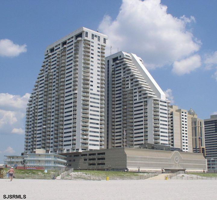 3101 Boardwalk 