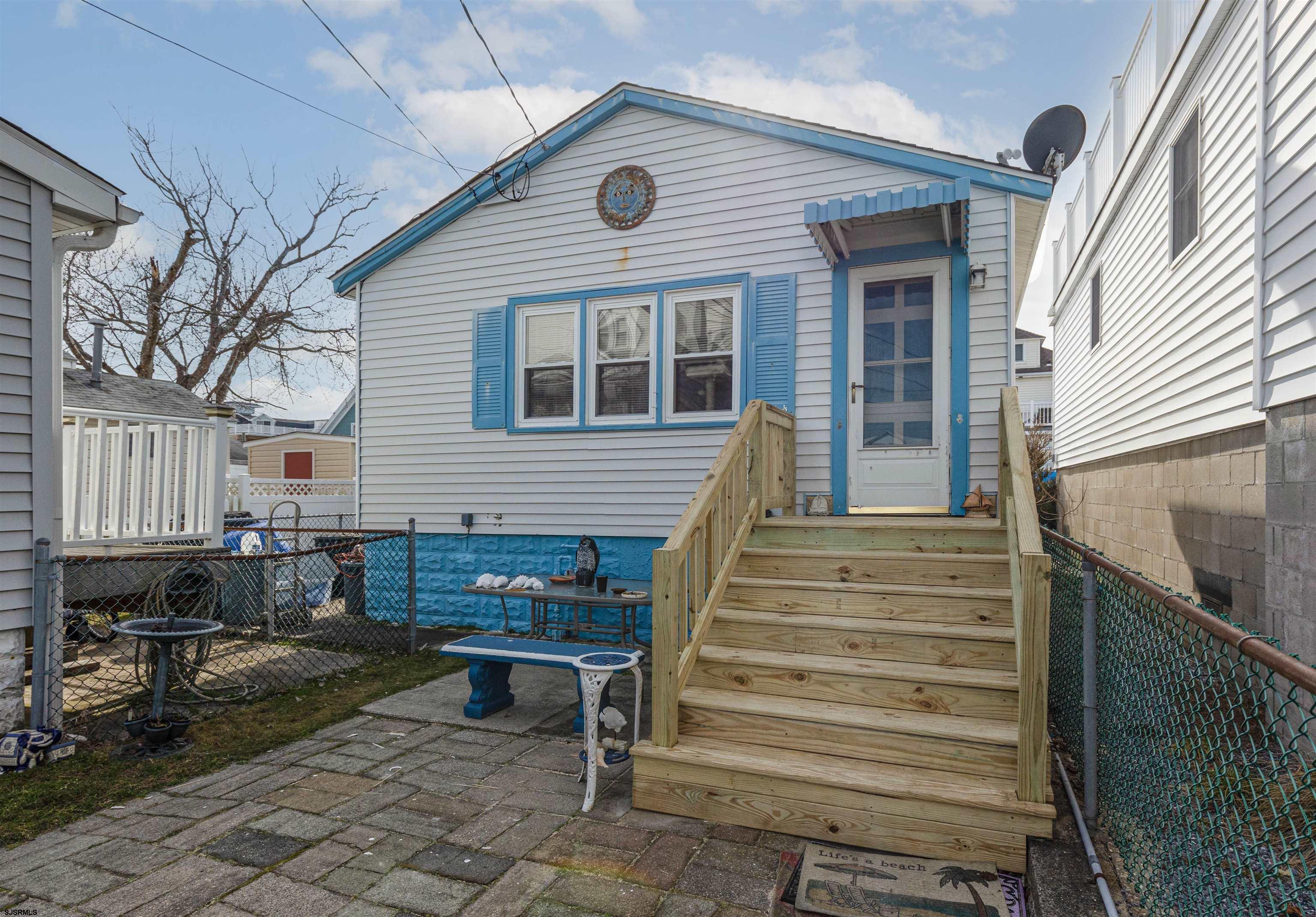 106 1/2 W 16th Ave Ave, North Wildwood, NJ 08260