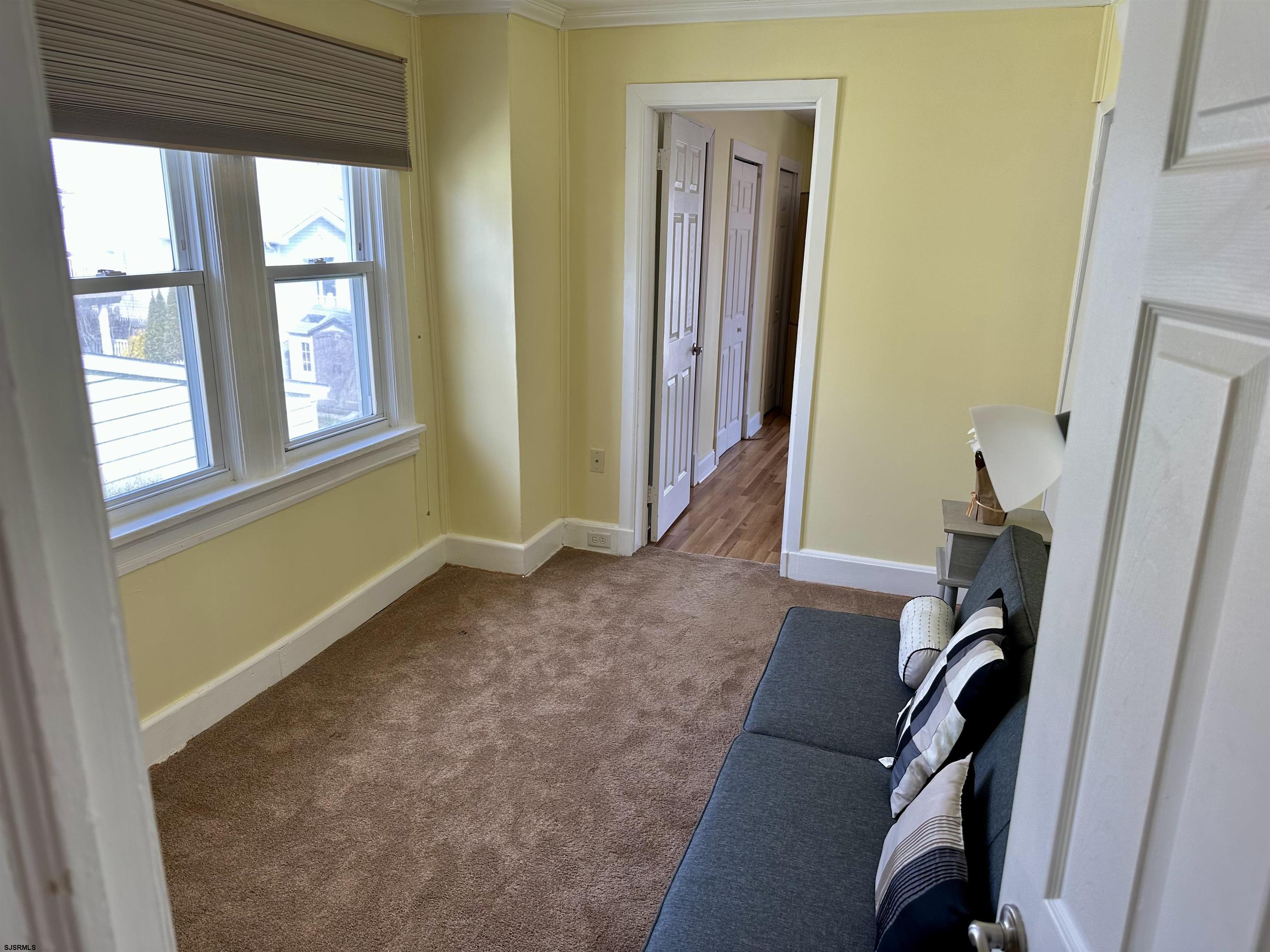 229 N Fredericksburg Ave Ave