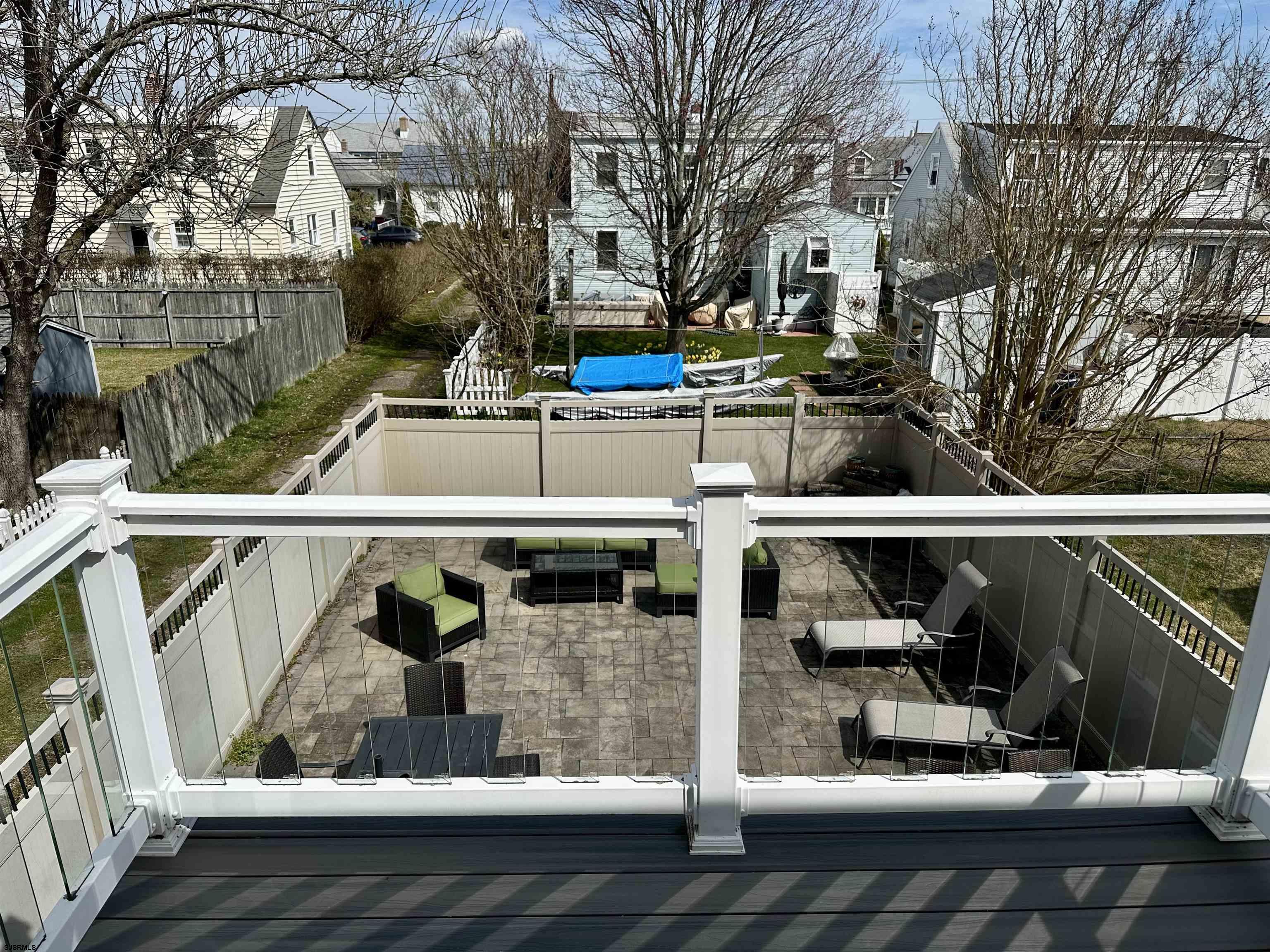 229 N Fredericksburg Ave Ave