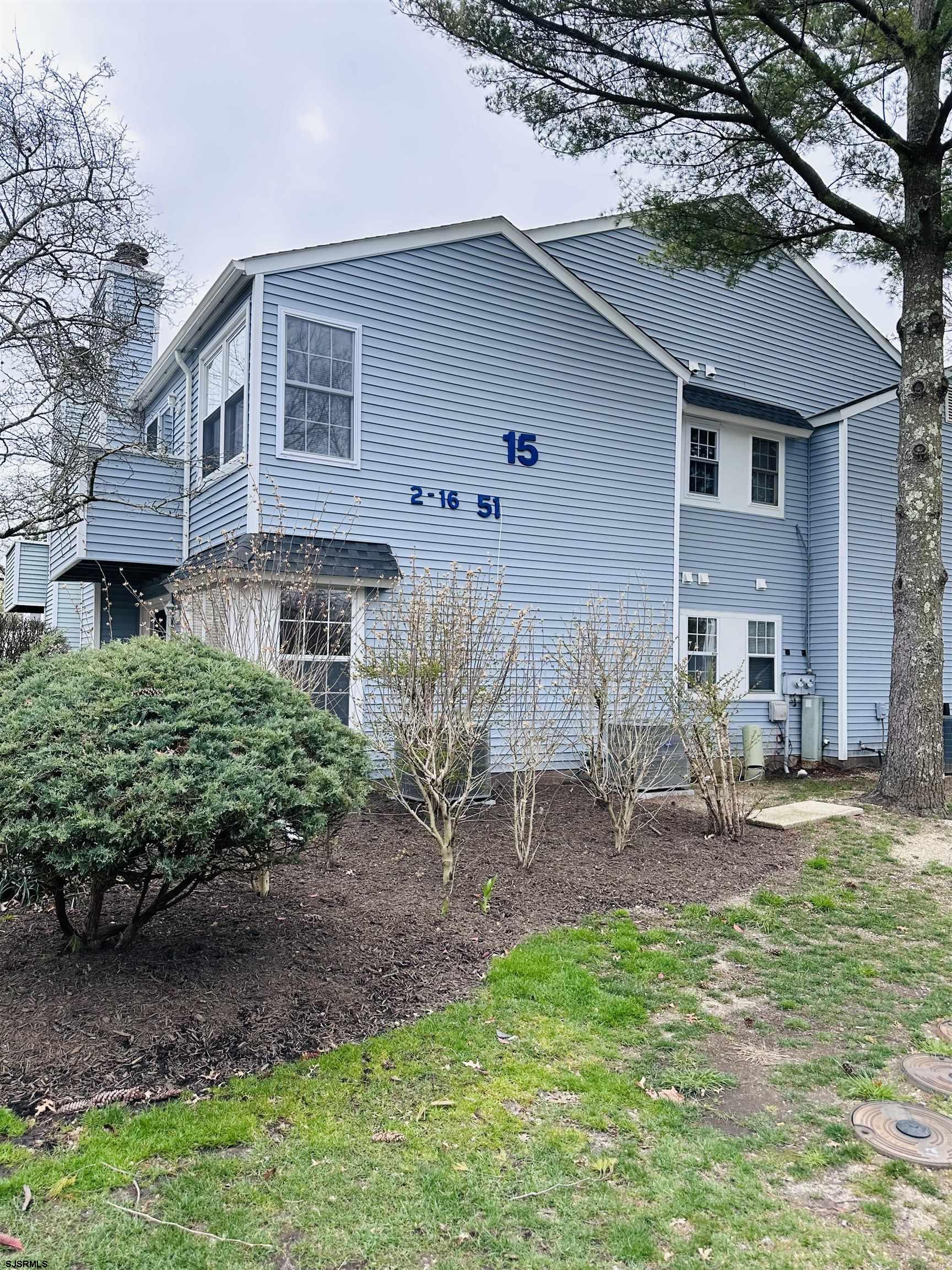 Photo of 10 Malibu Way, Smithville NJ