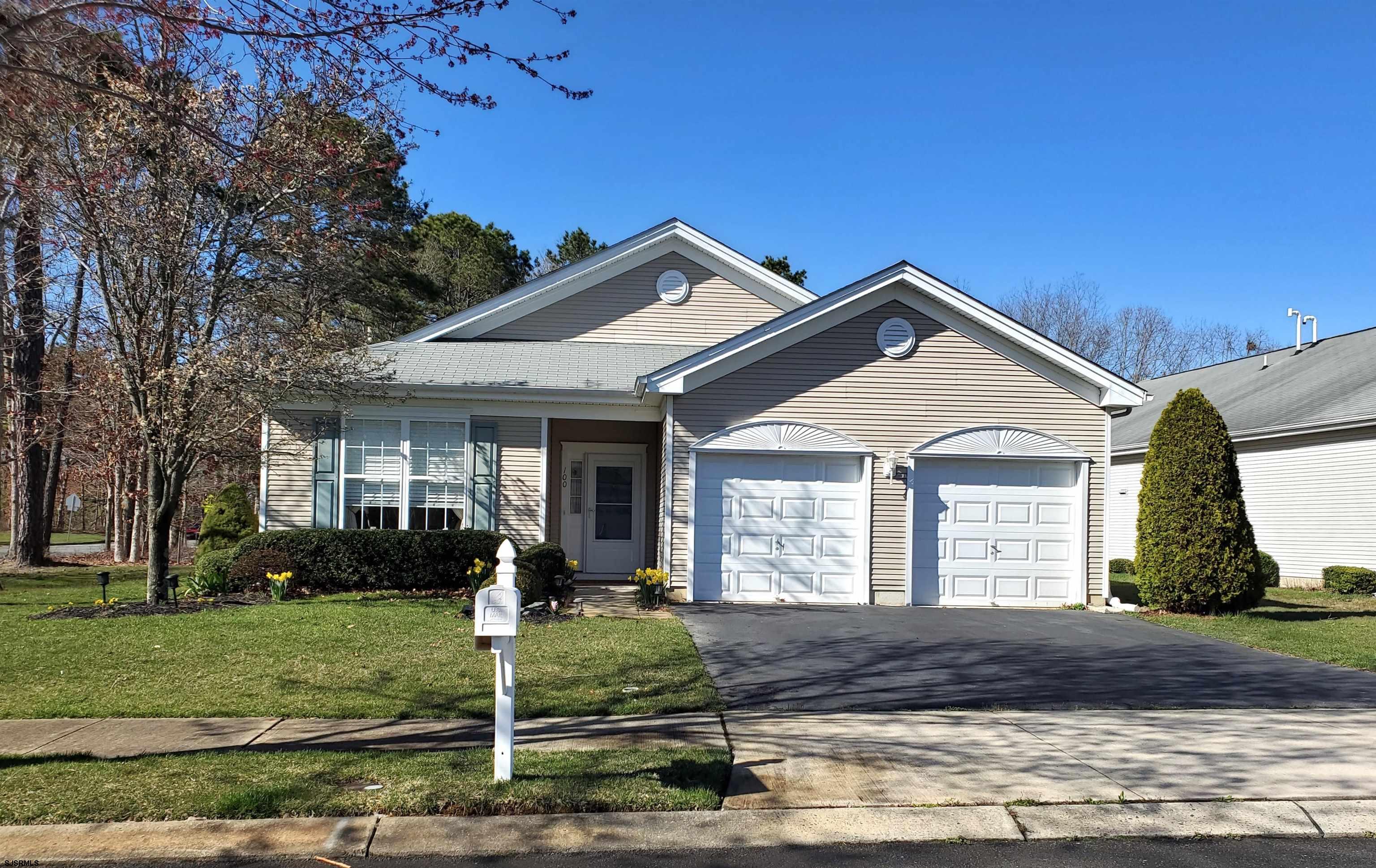 Photo of 100 Newcastle Ct, Galloway Township NJ