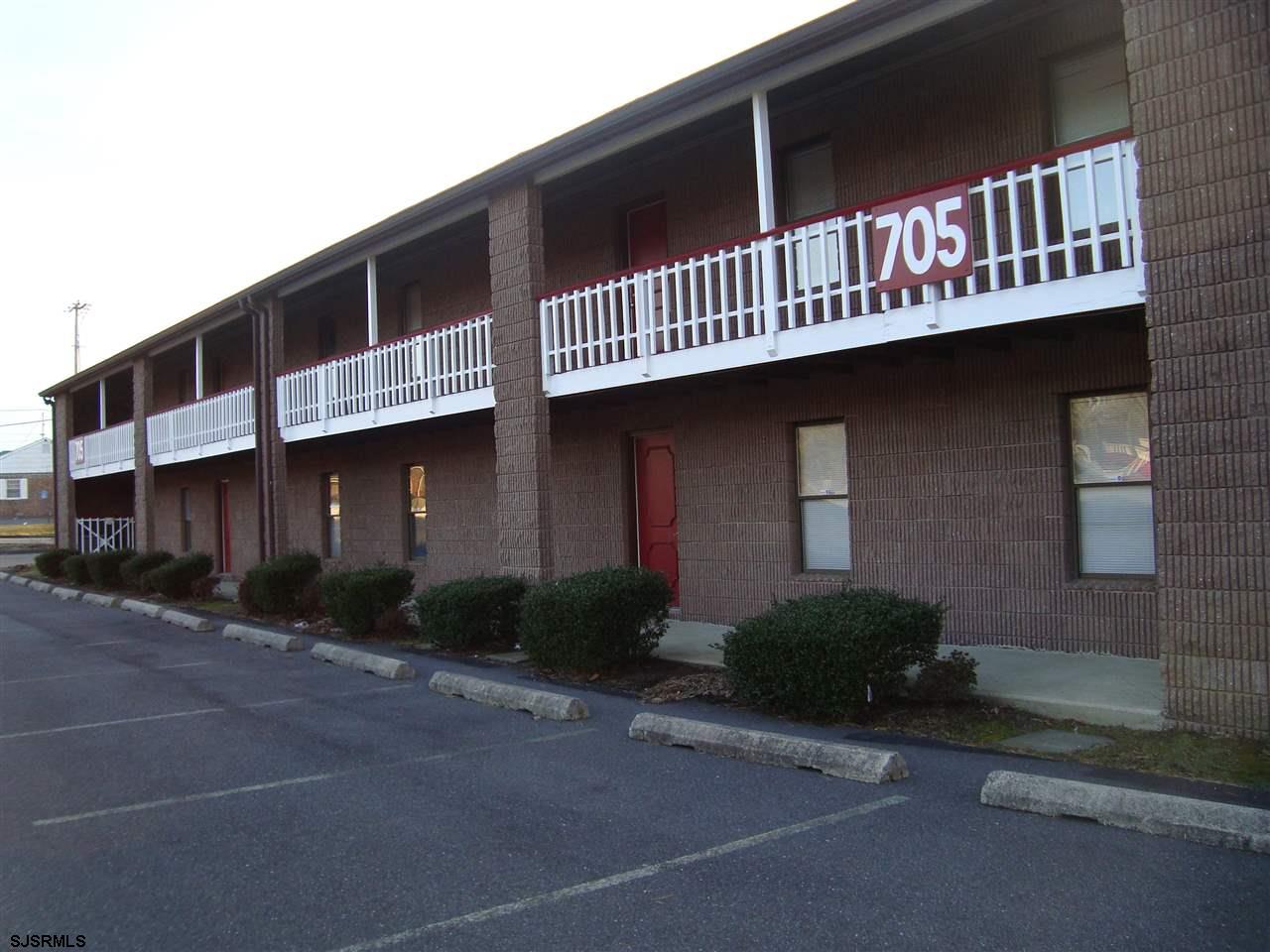705 White Horse 