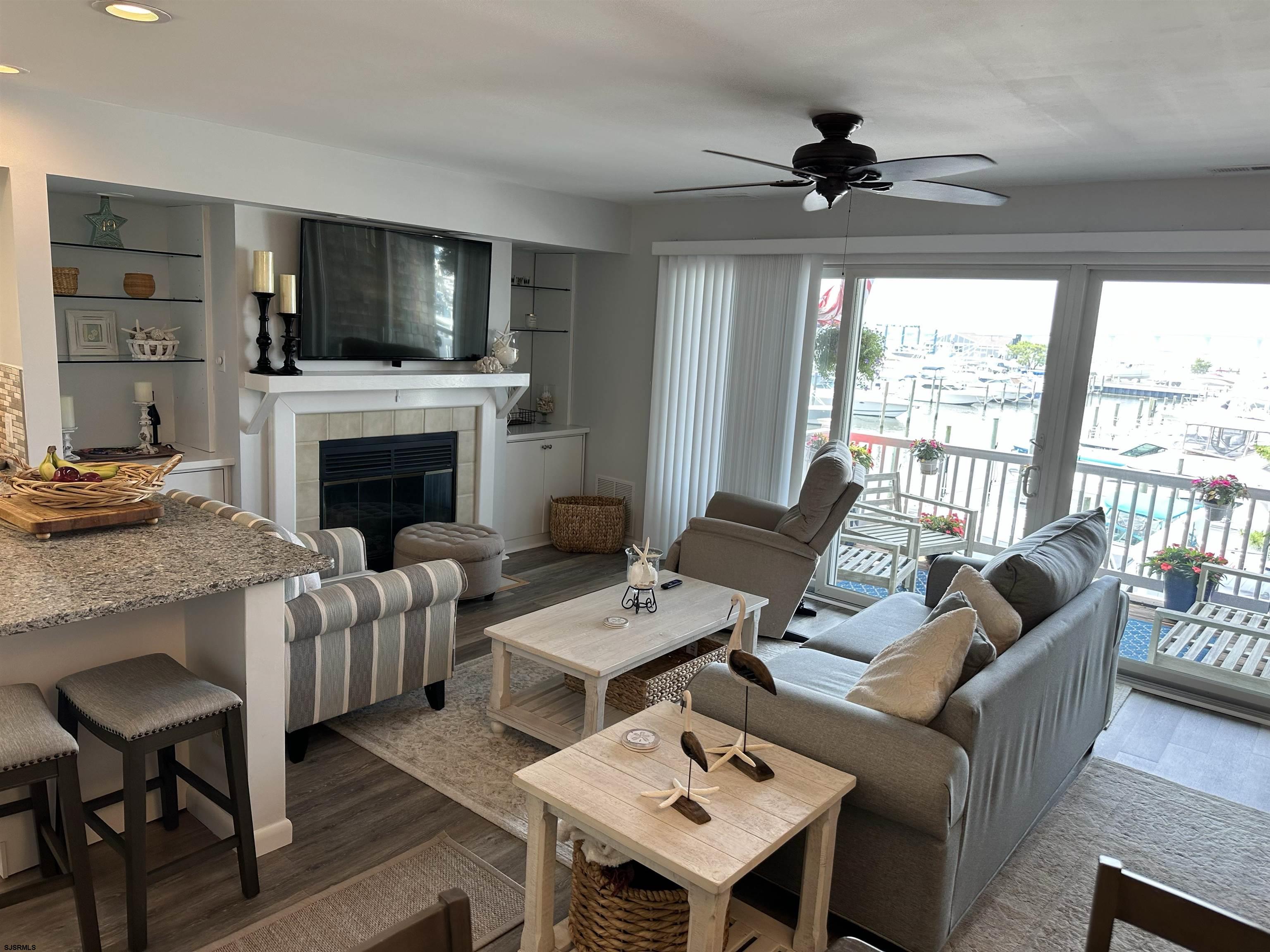 1208 Harbour Cv S Cv