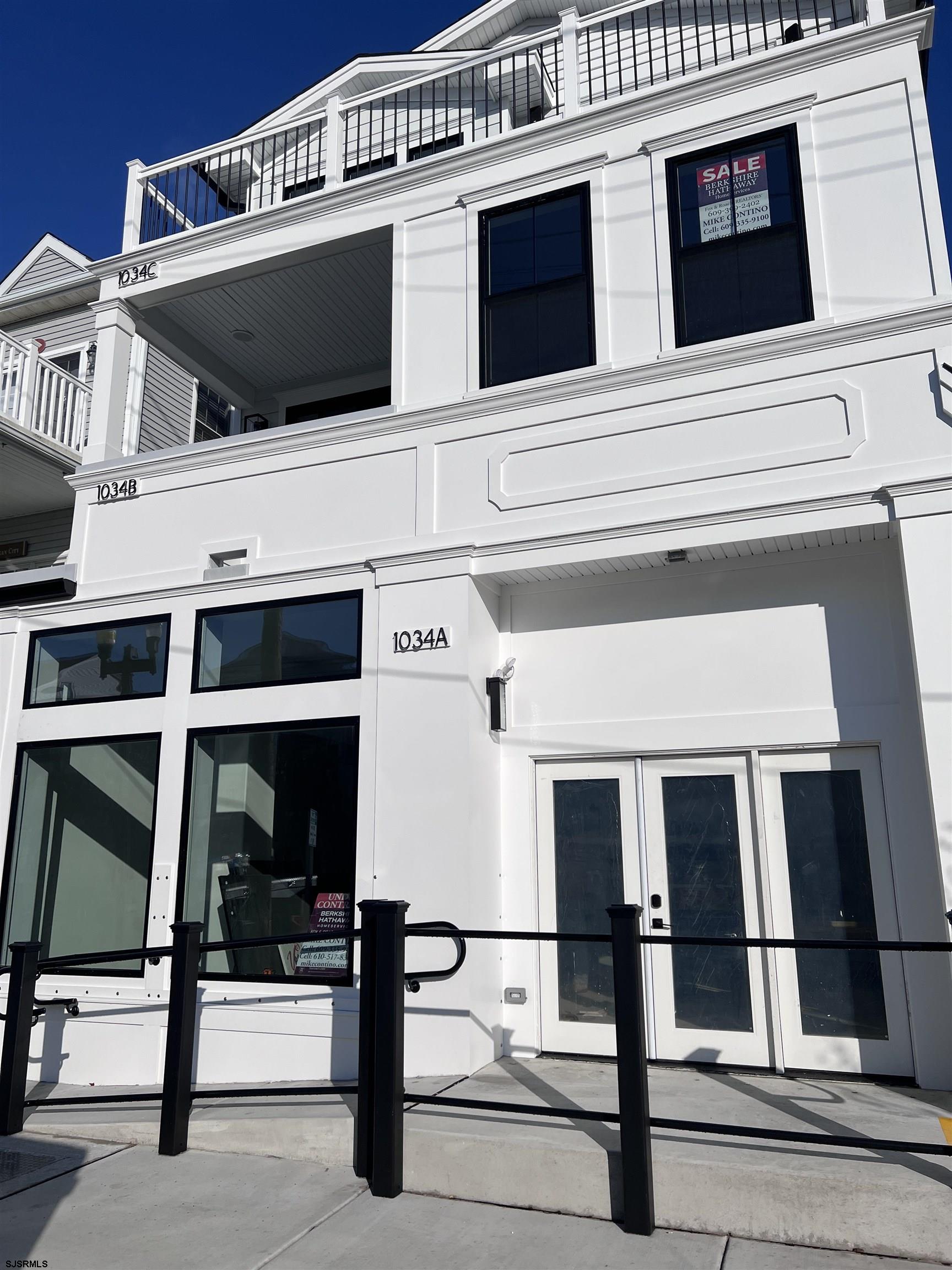 listing main picture