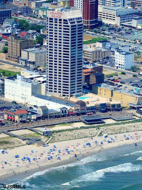 1515 Boardwalk 