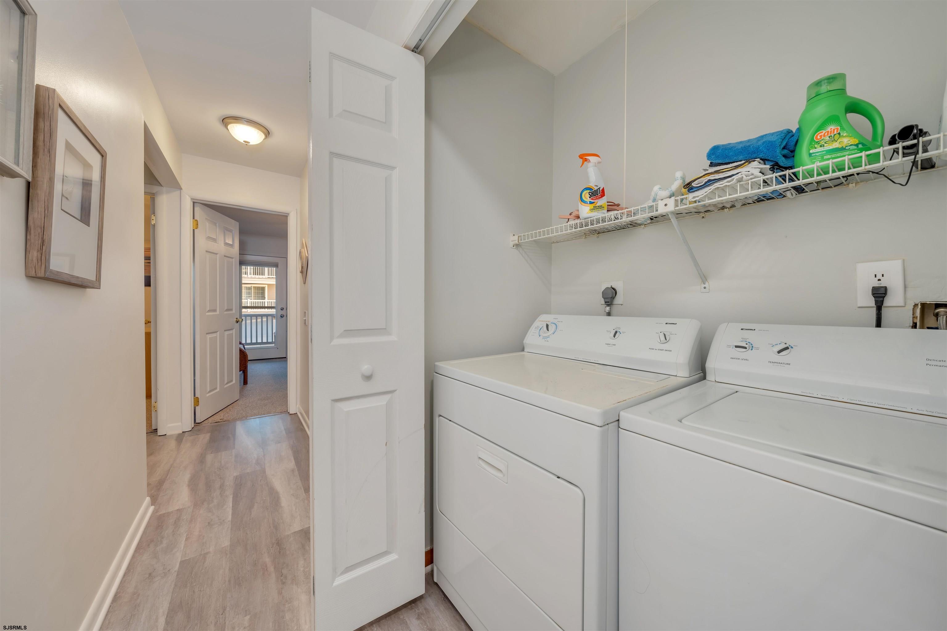 4145 Asbury Ave