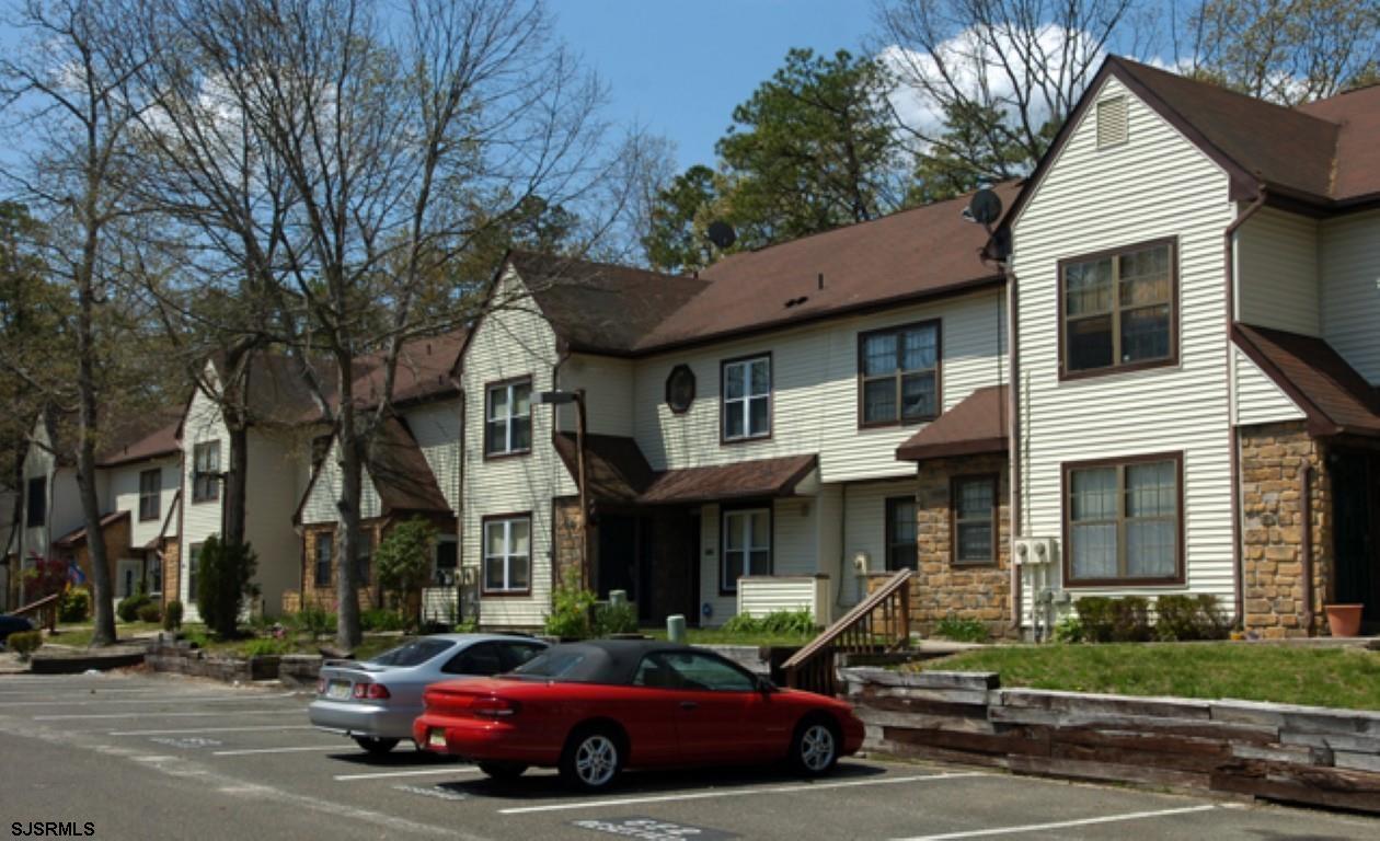 2839 Forsythia 