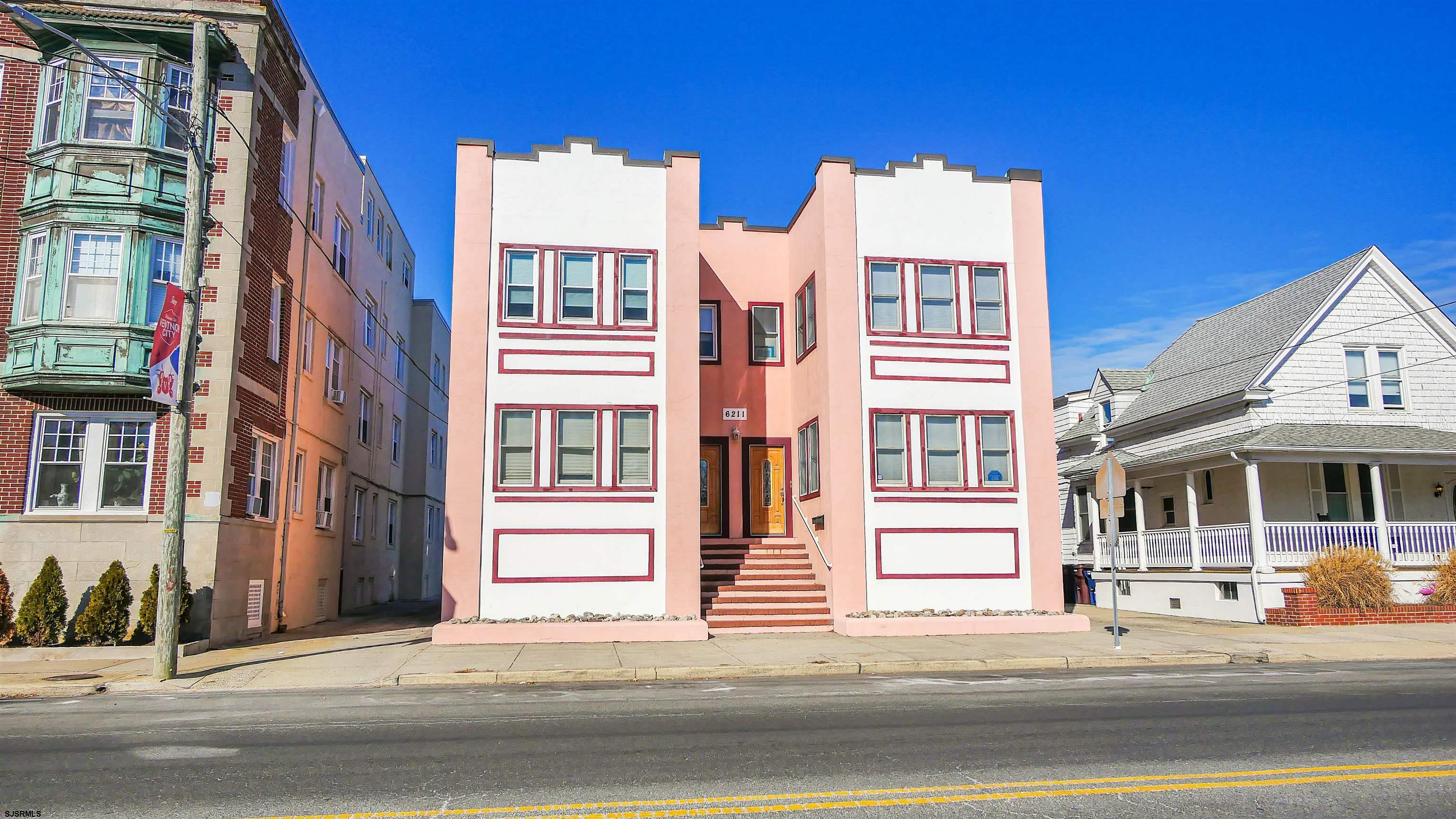 6211 Ventnor #300 