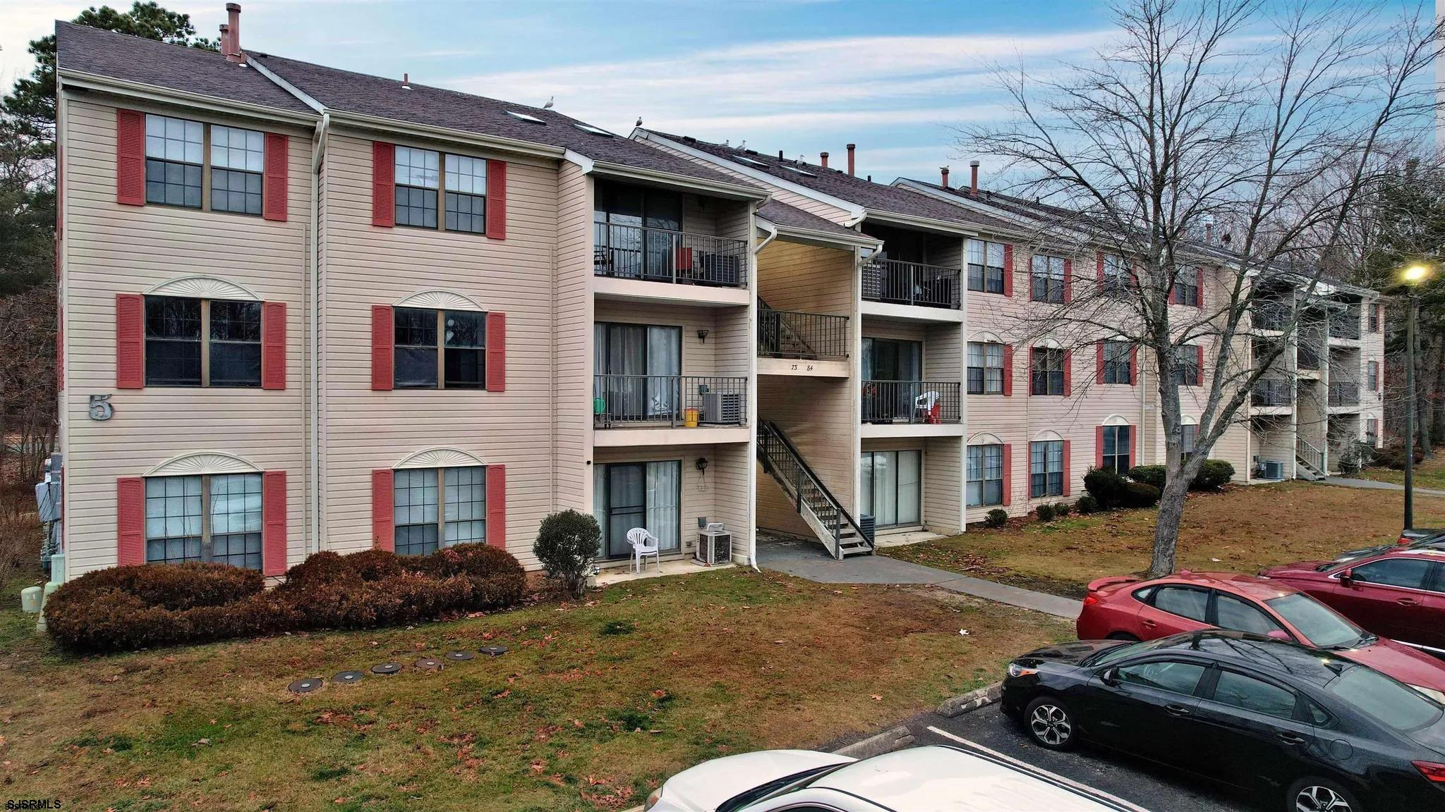 232 Colonial 