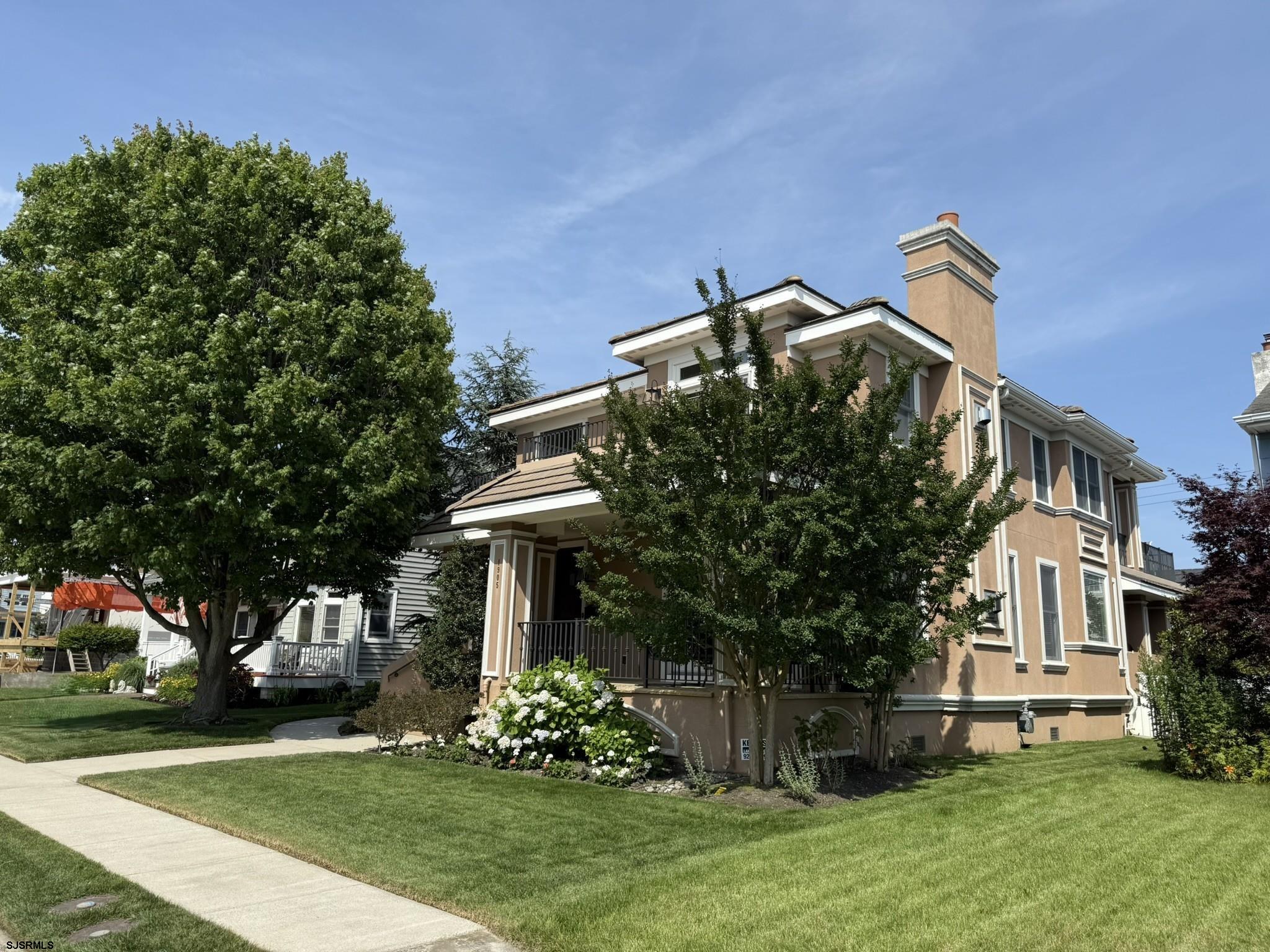 1905 Glenwood Dr - Picture 