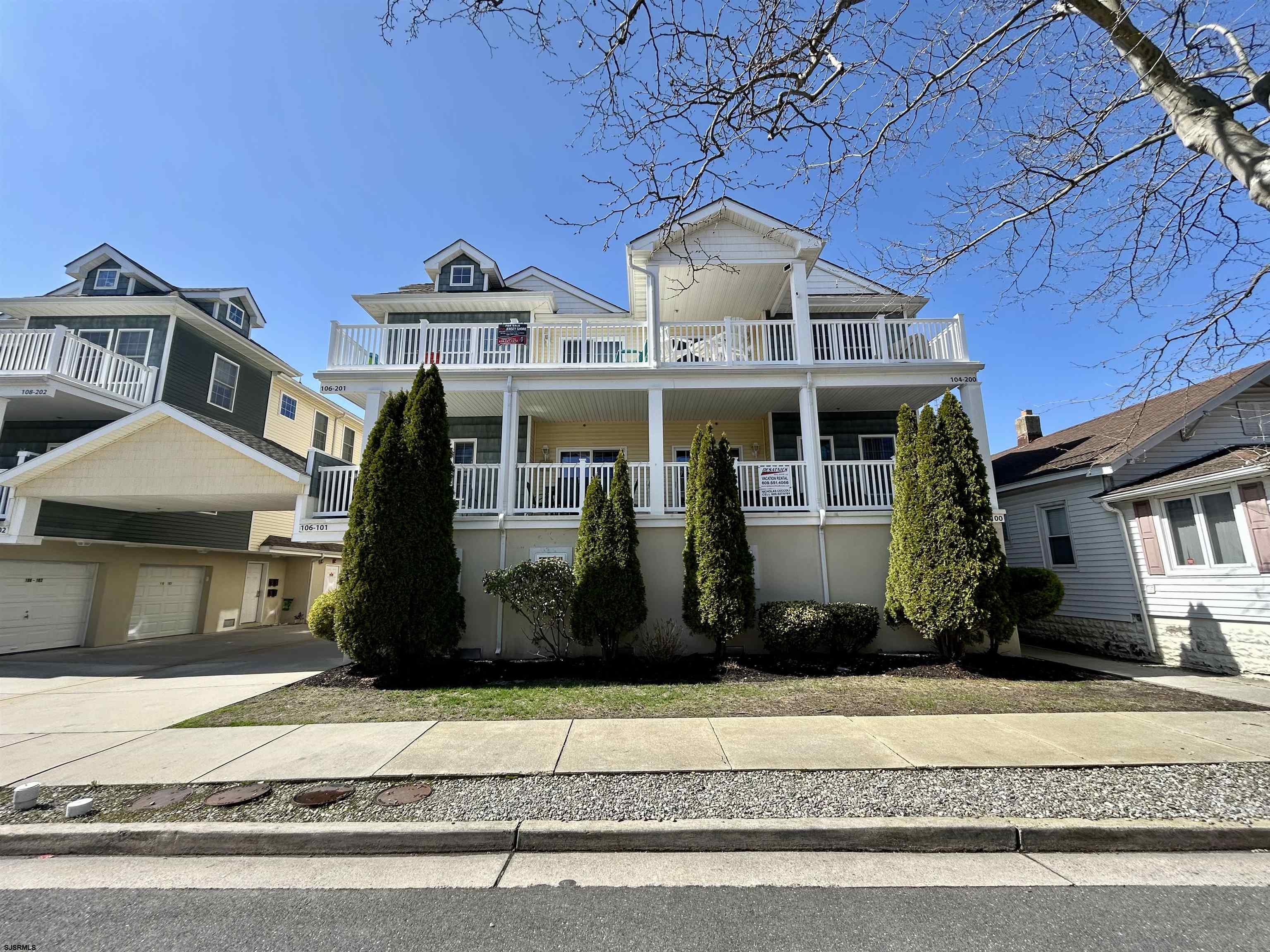 The deSatnick Real Estate Team