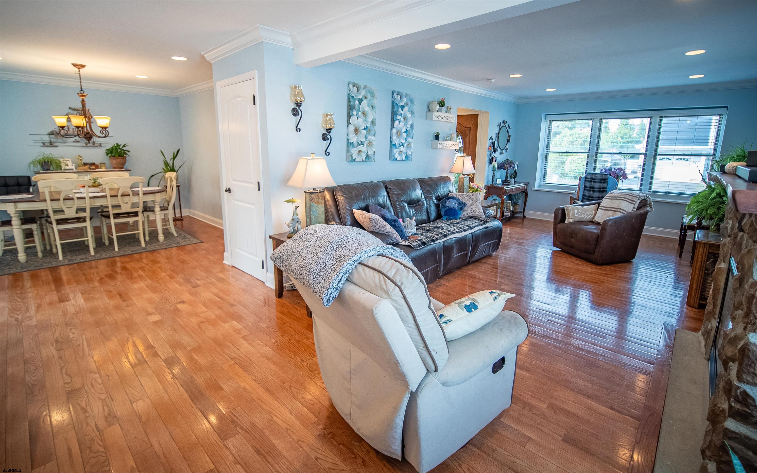 104 Braddock Avenue - Picture 
