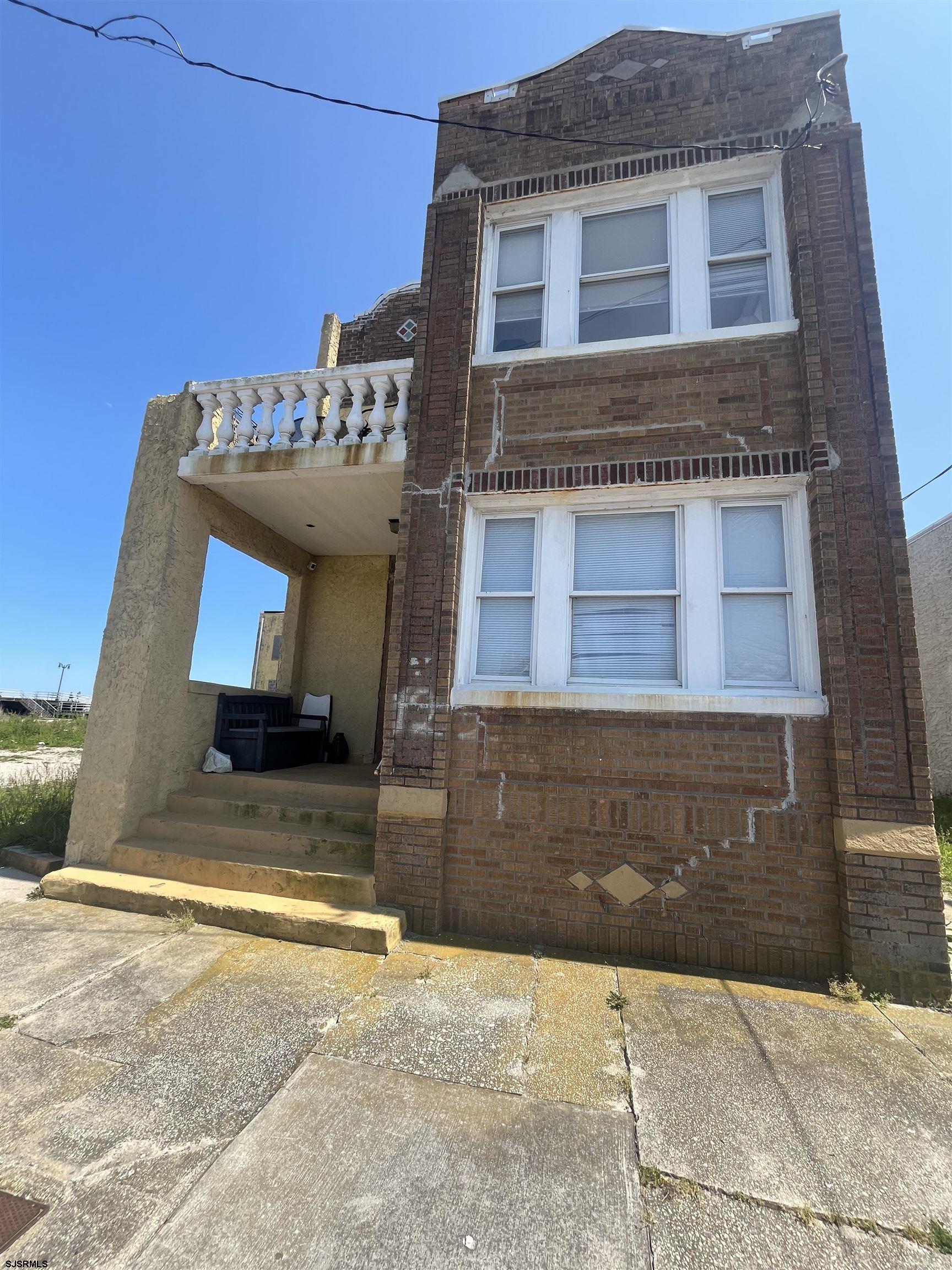 122 Dewey Pl - Atlantic City