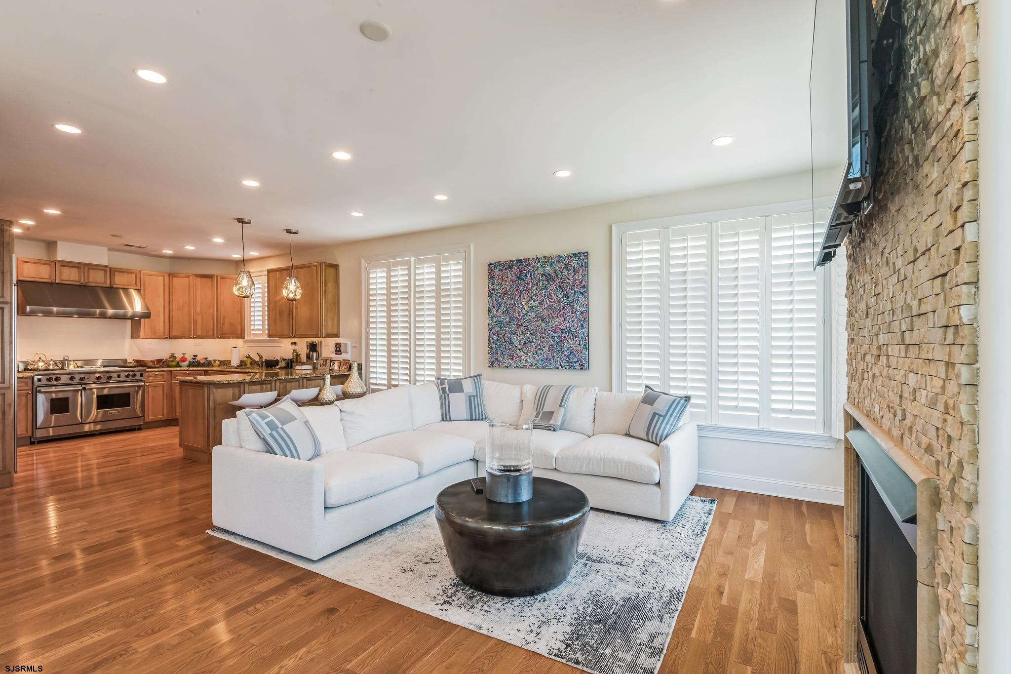 3404 Ventnor Avenue - Picture 