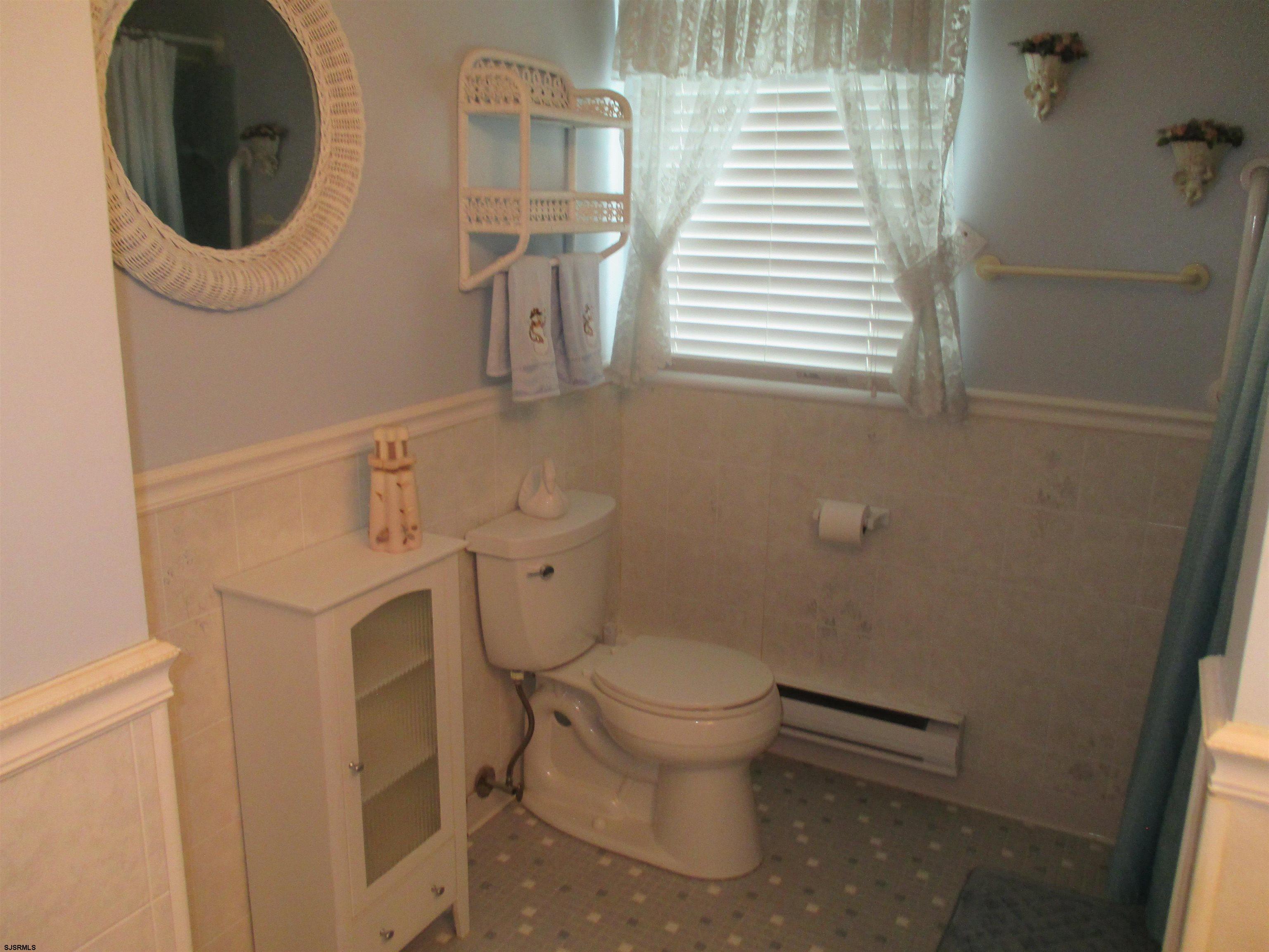  - Picture 13