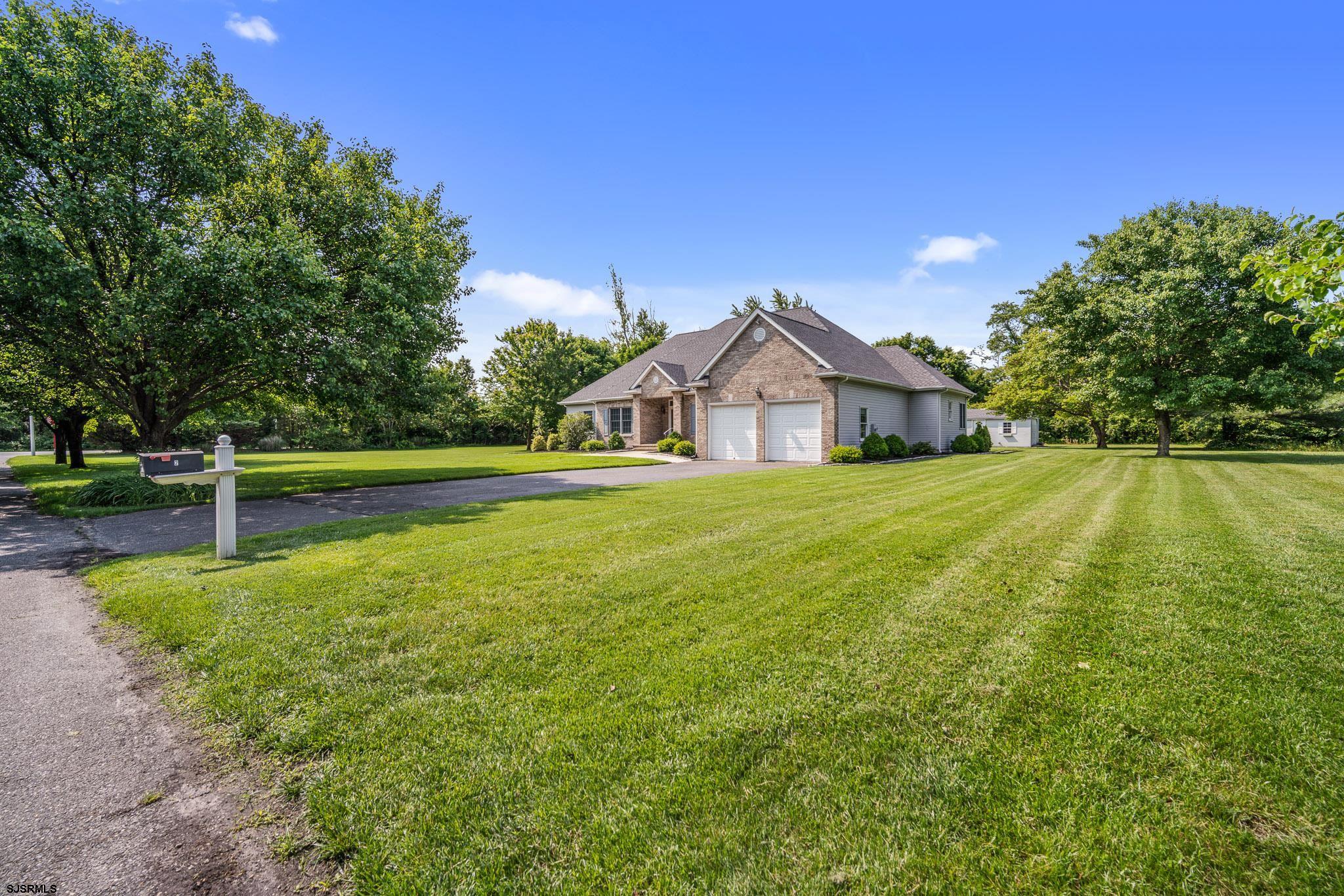 2 Clay Ct, Cape May, NJ 08204