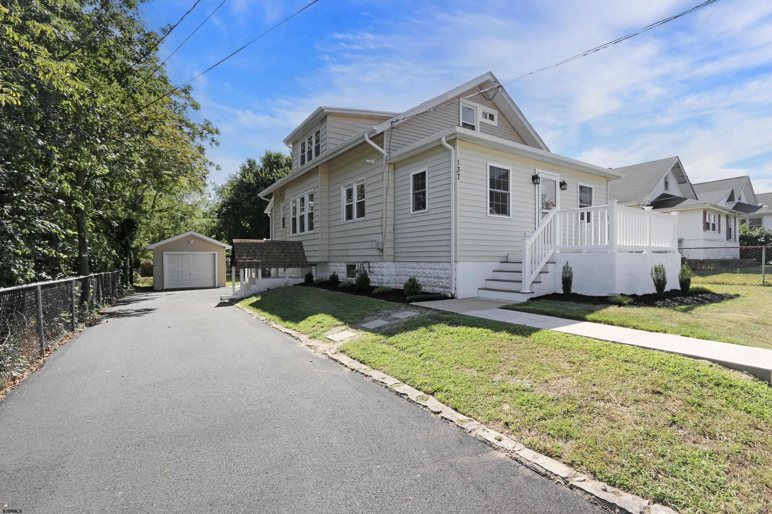 137 Collins Avenue - Pleasantville