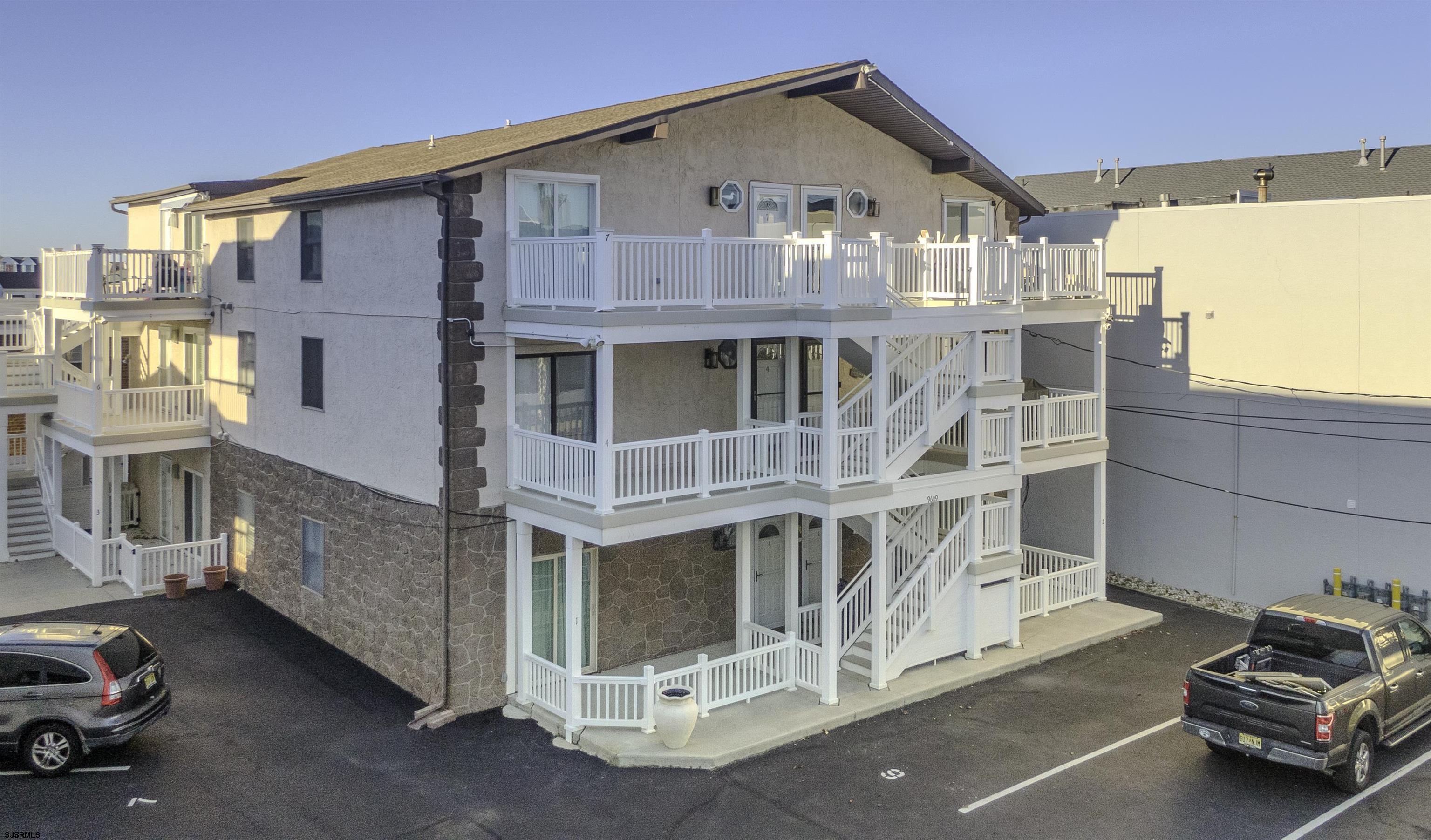 9609 Pacific Avenue - Margate