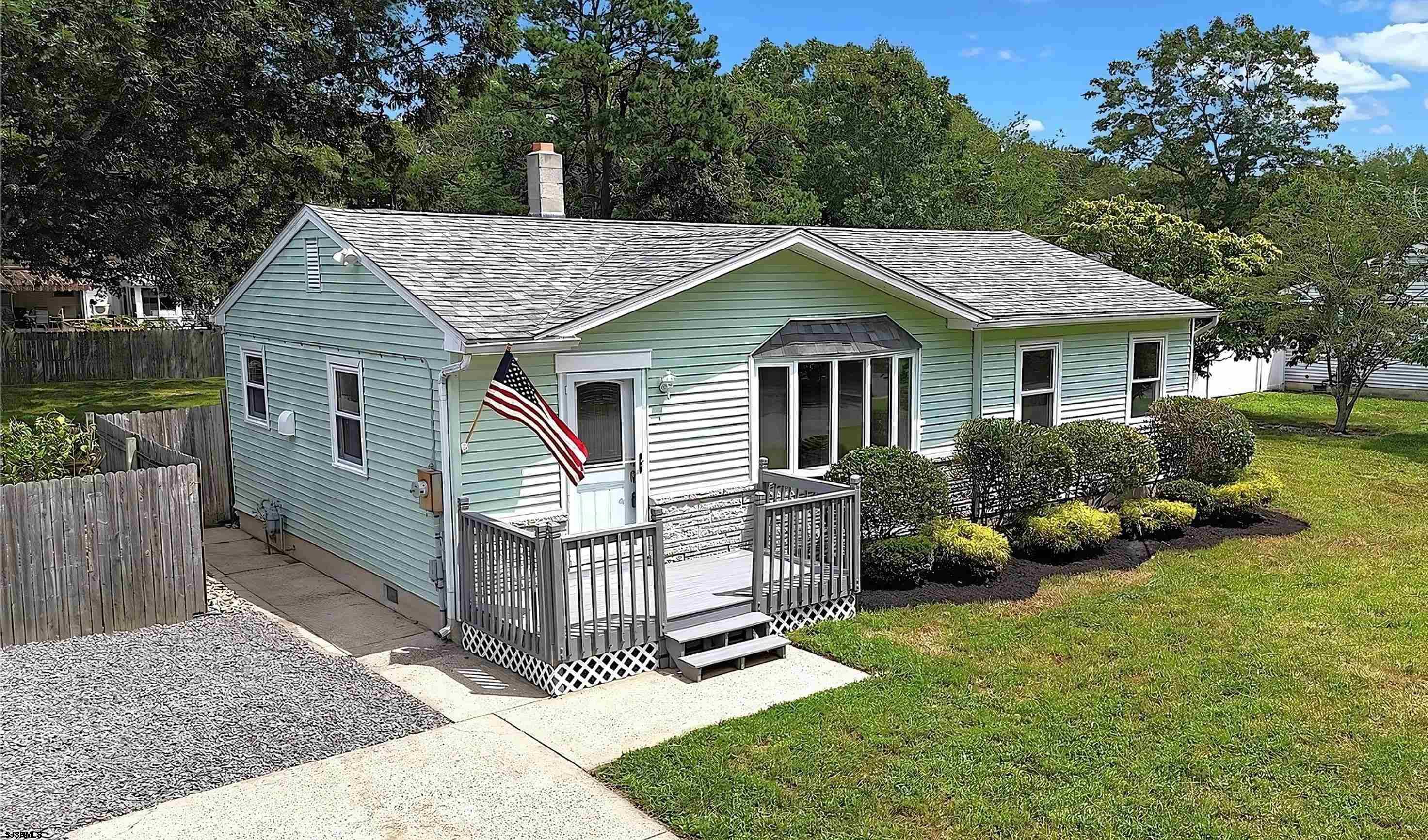  104 Colonial Avenue - Egg Harbor Township