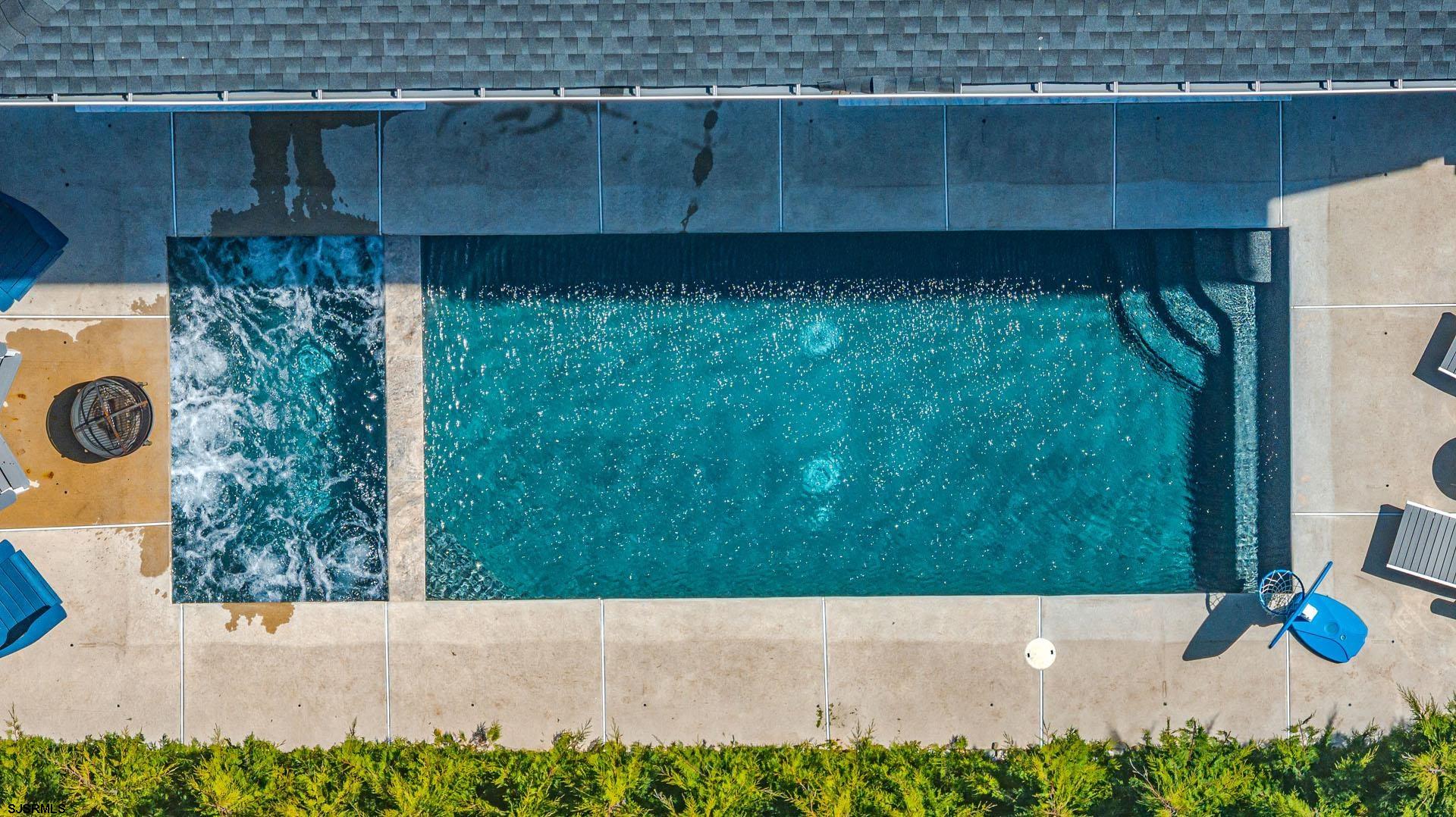 2 Bayonne Pl - Picture 