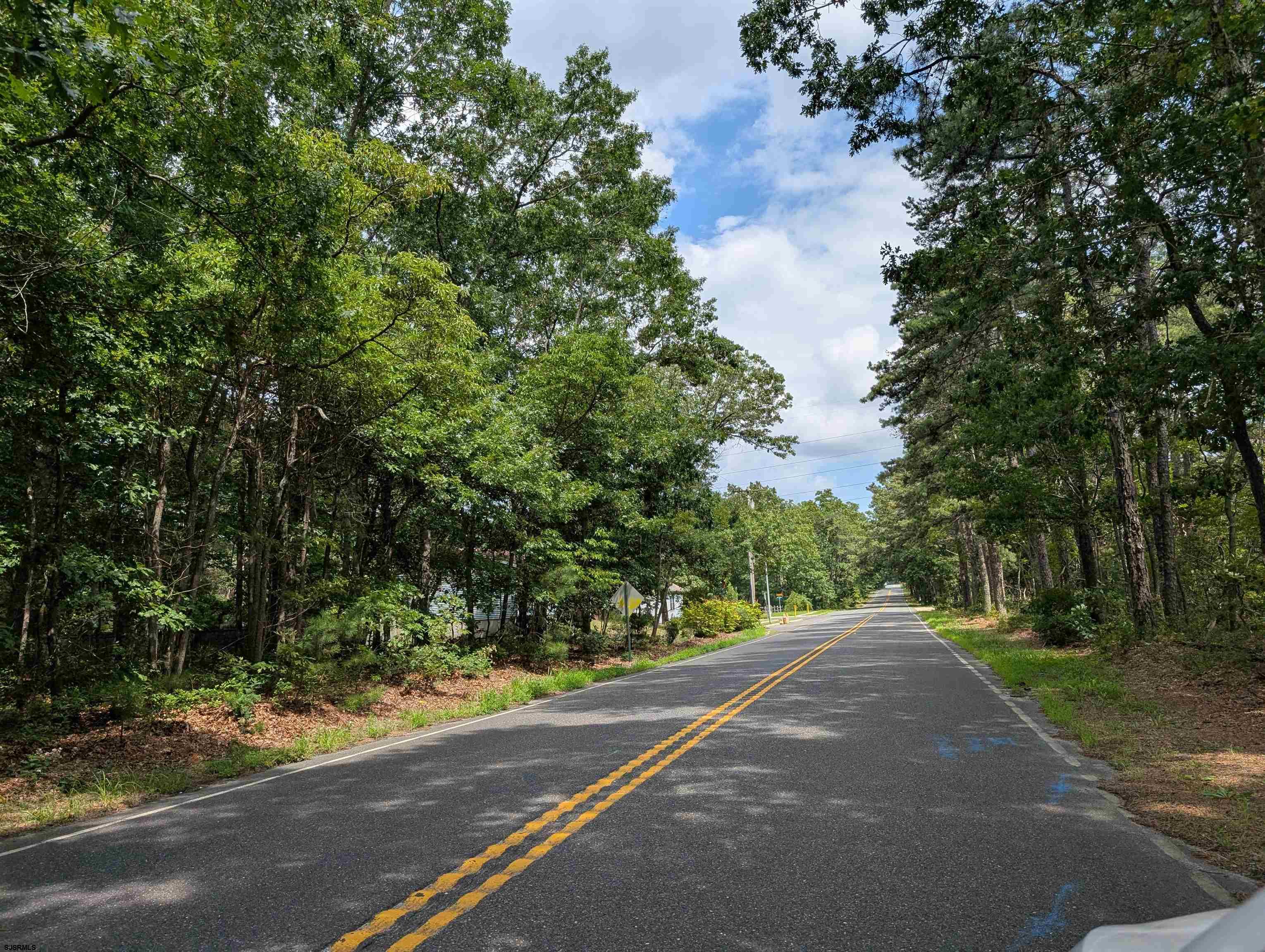 Level lot, paved street, Zoning RRG-2, sewer on Reega Ave, UNDERSIZED lot, Buyer to perform their own due diligence.   (Sewer line runs from Autumn Lane westwards on Reega Ave).