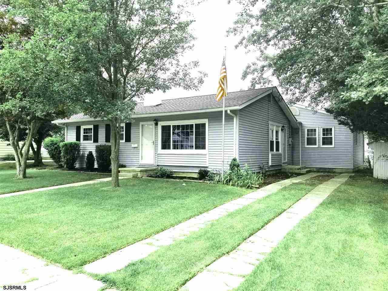 204 W Barr Avenue - Linwood