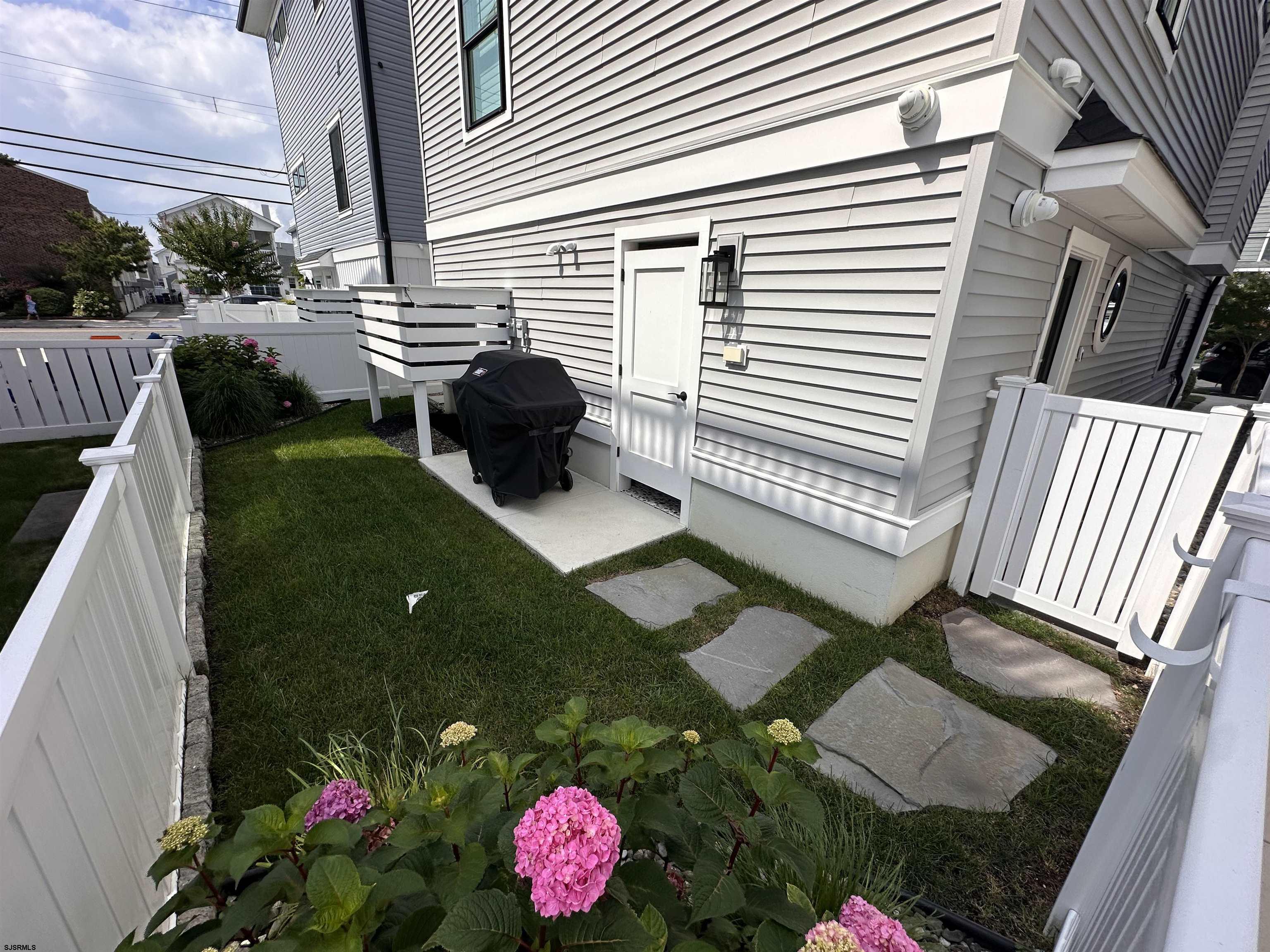 image73