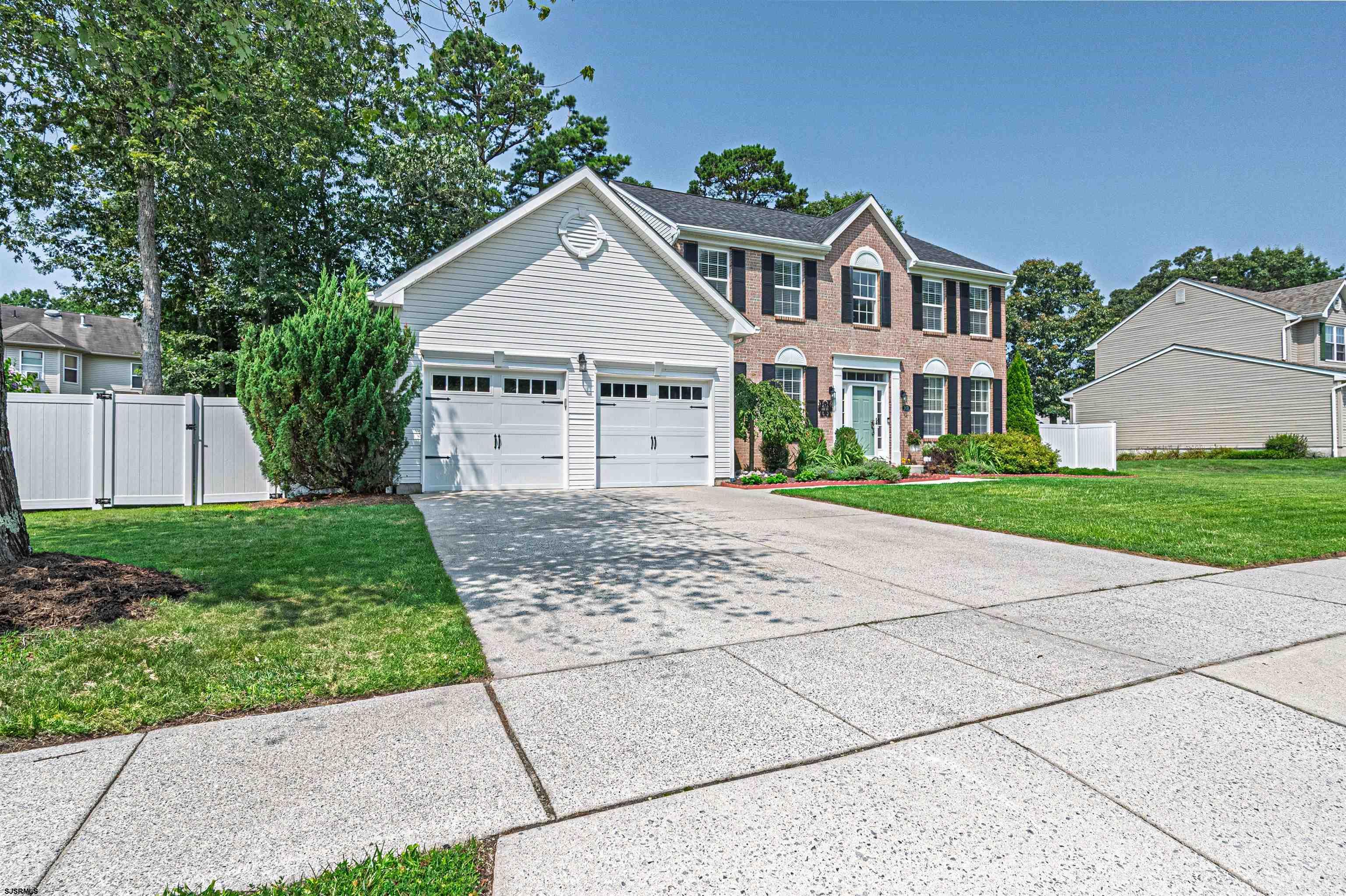 203 Tallowwood Dr - Picture 