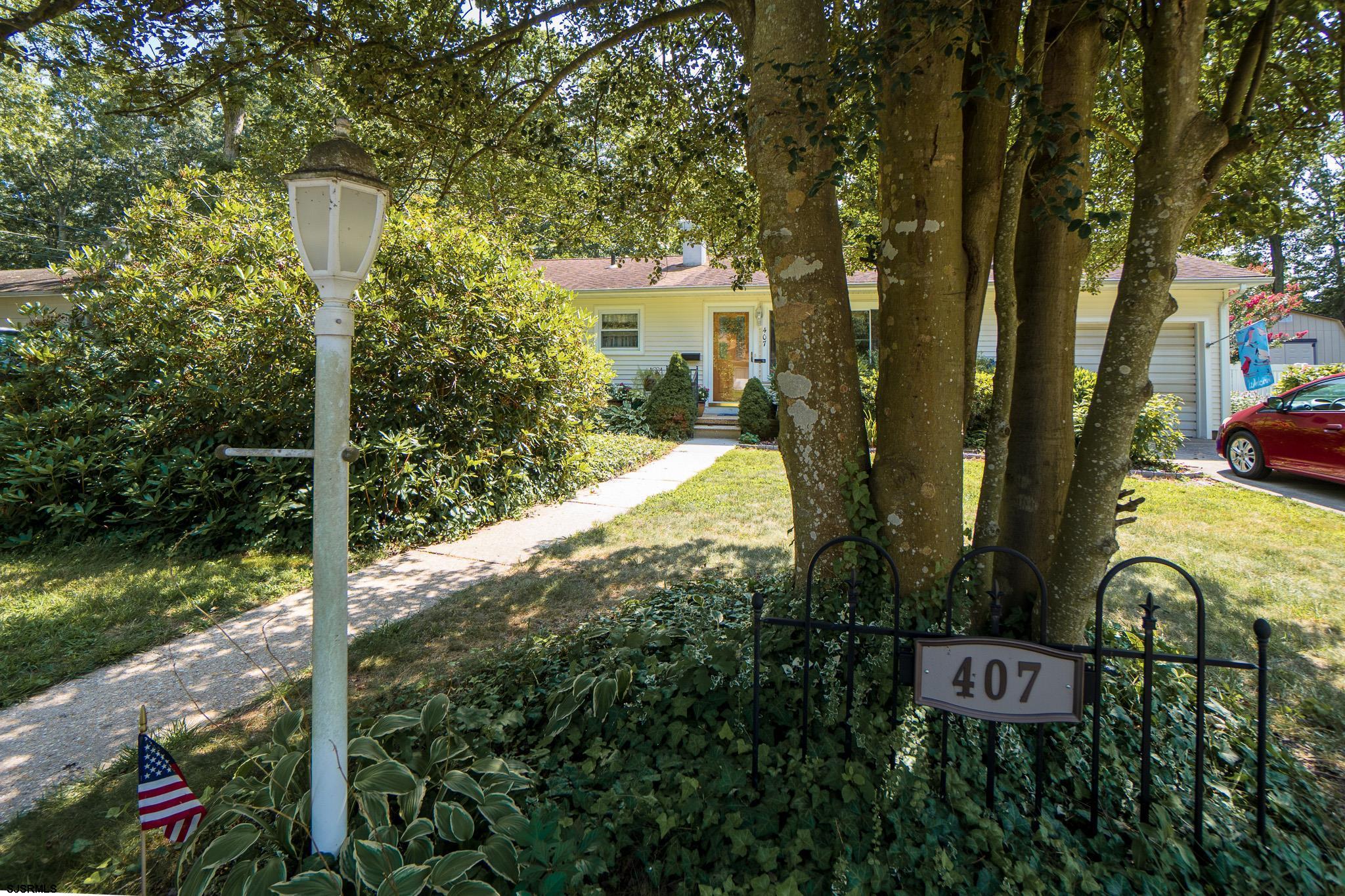 407 W Jefferson Avenue - Picture 