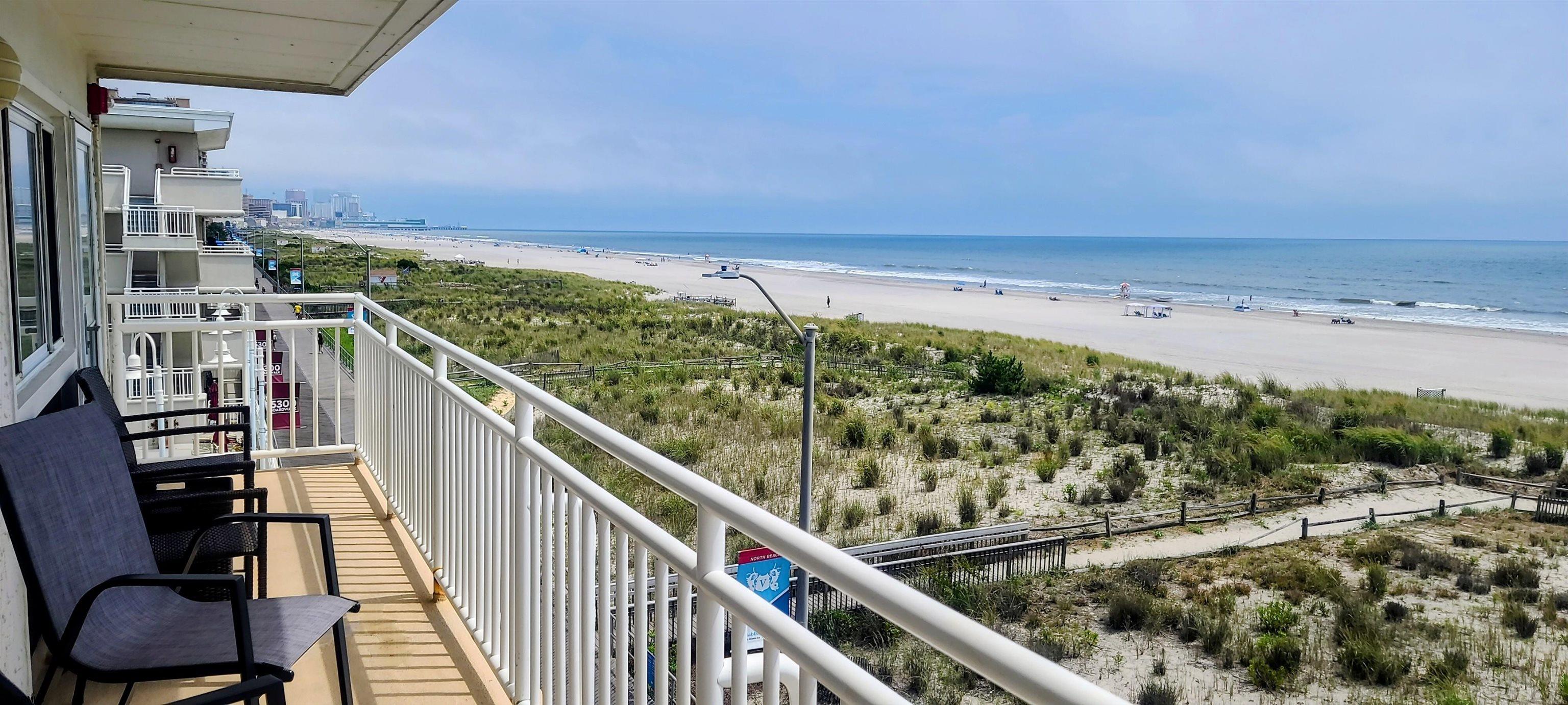 5400 Boardwalk - Picture 