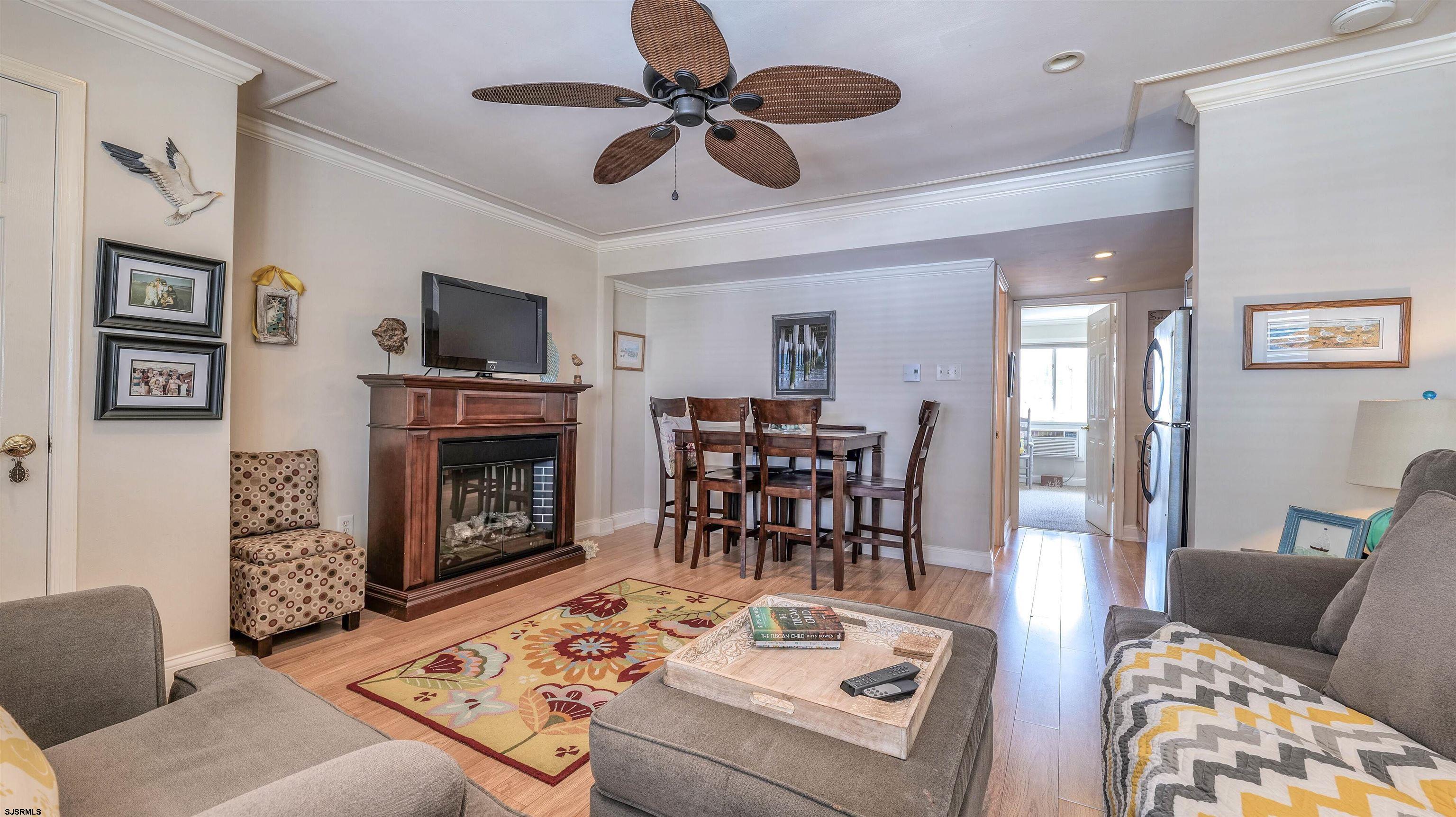130 N Adams Avenue - Picture 