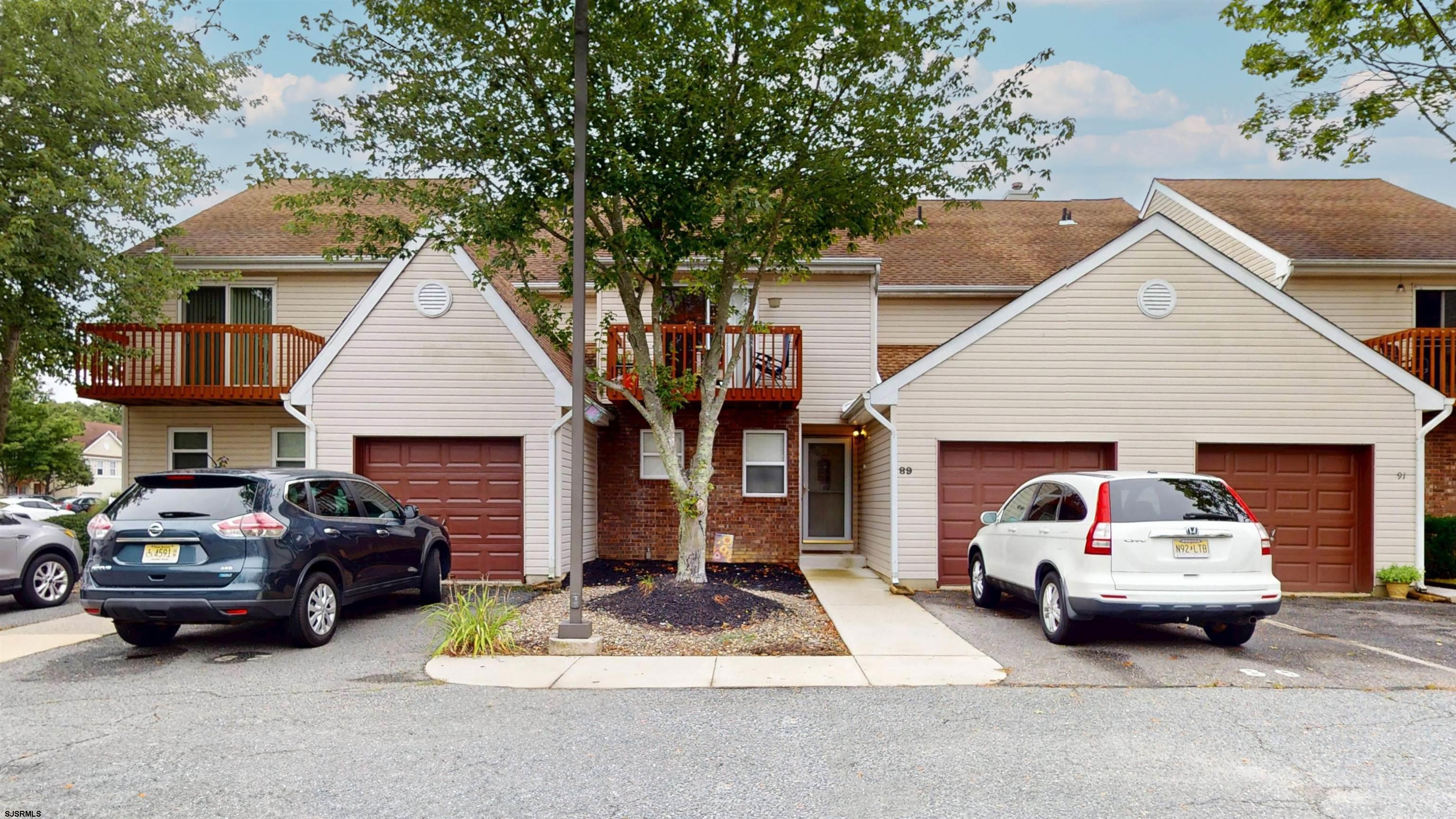 90 E Woodland Ave, Absecon, NJ 08201