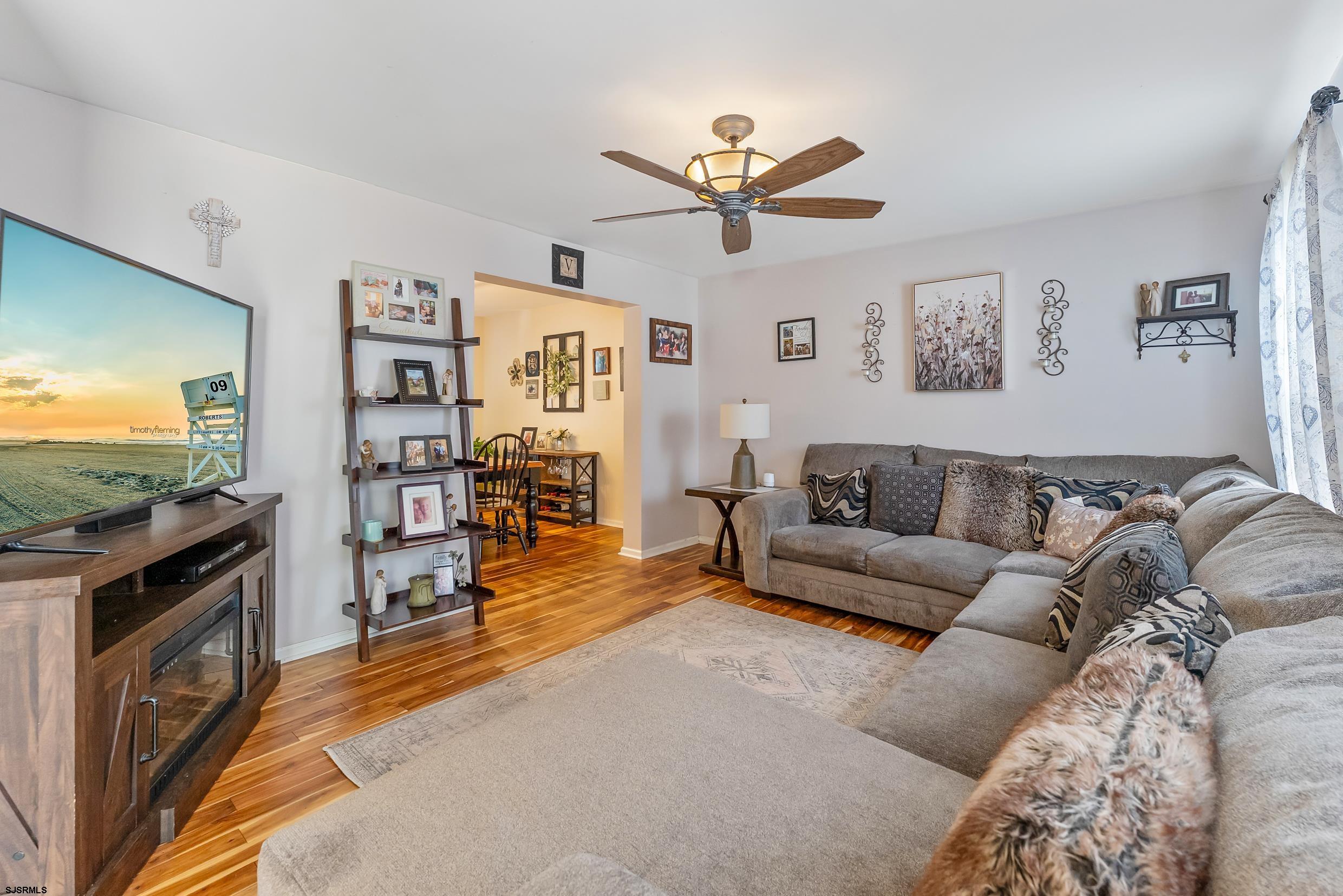 28 Crestwood Cir - Picture 