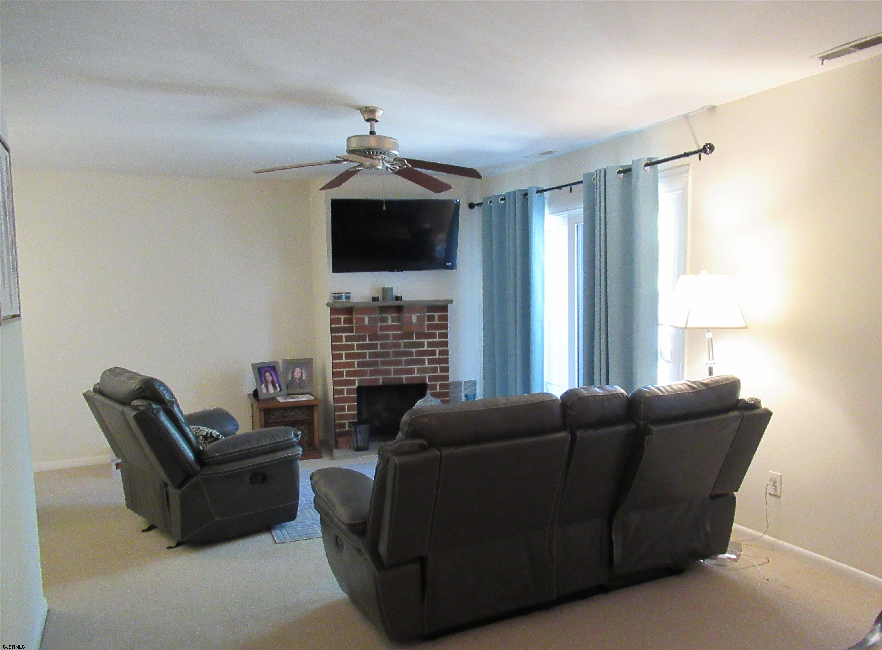  - Picture 5