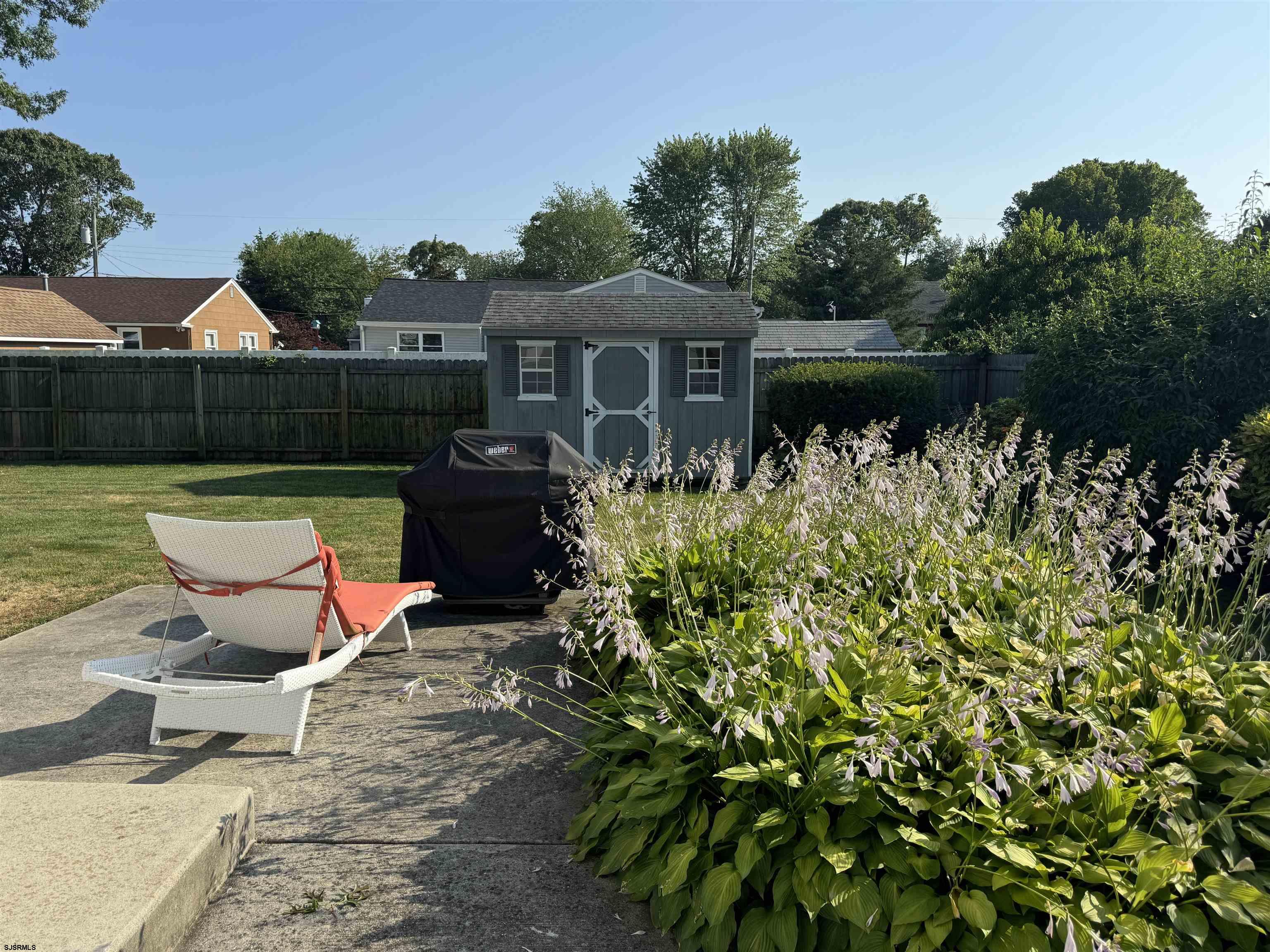 image23