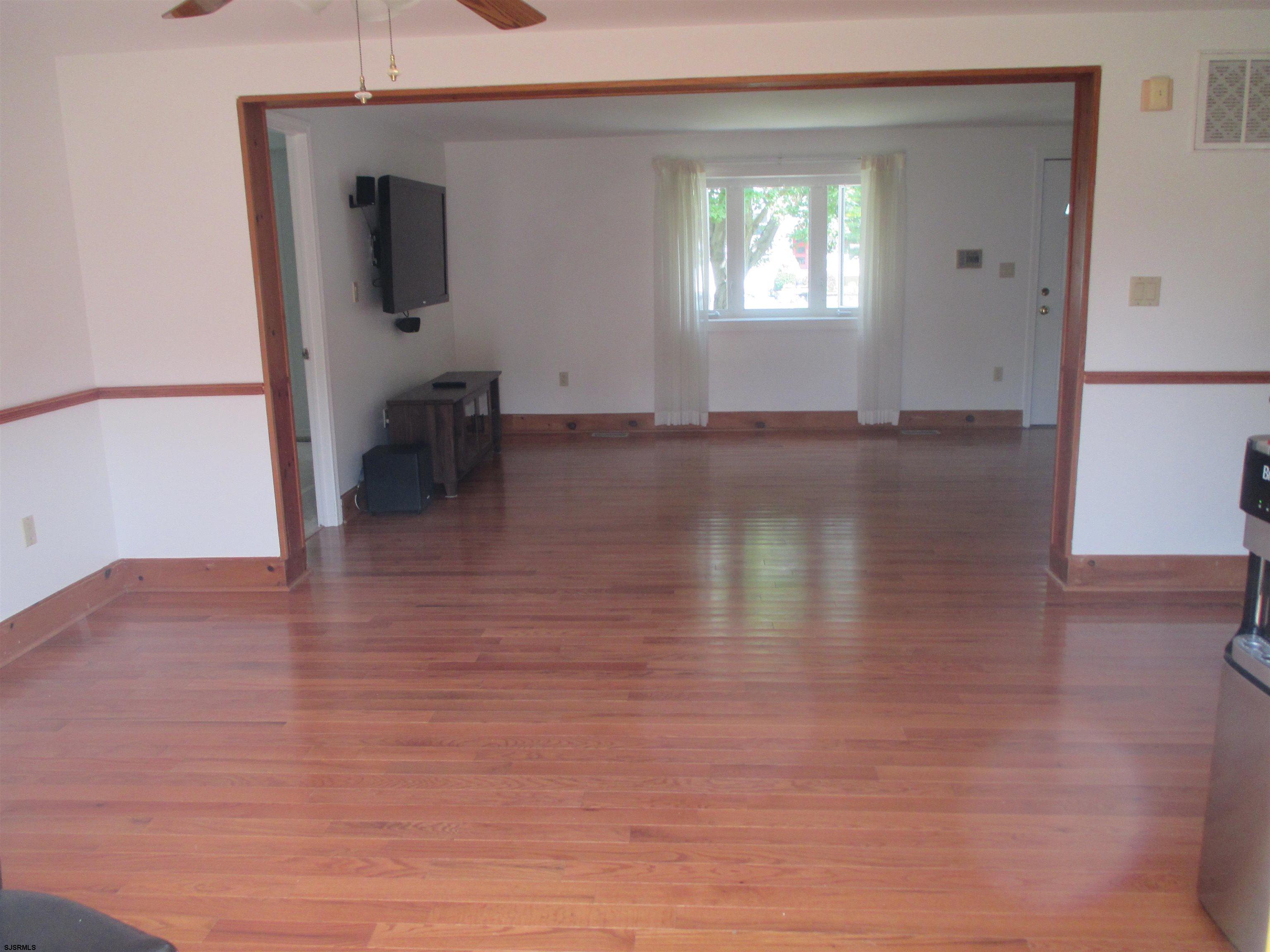  - Picture 5