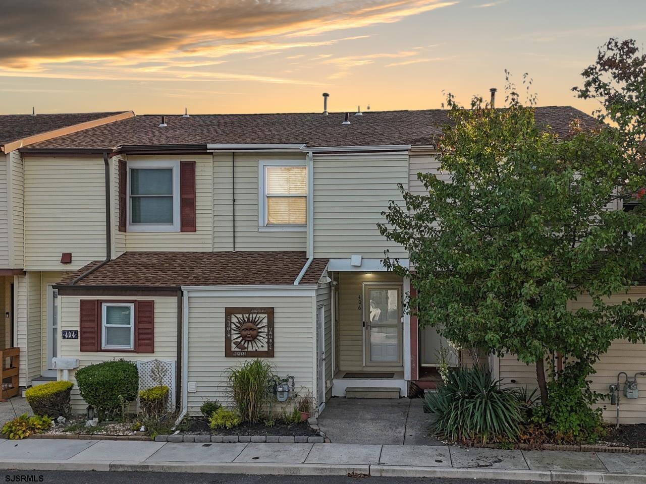  406 Berkshire Dr - Ventnor