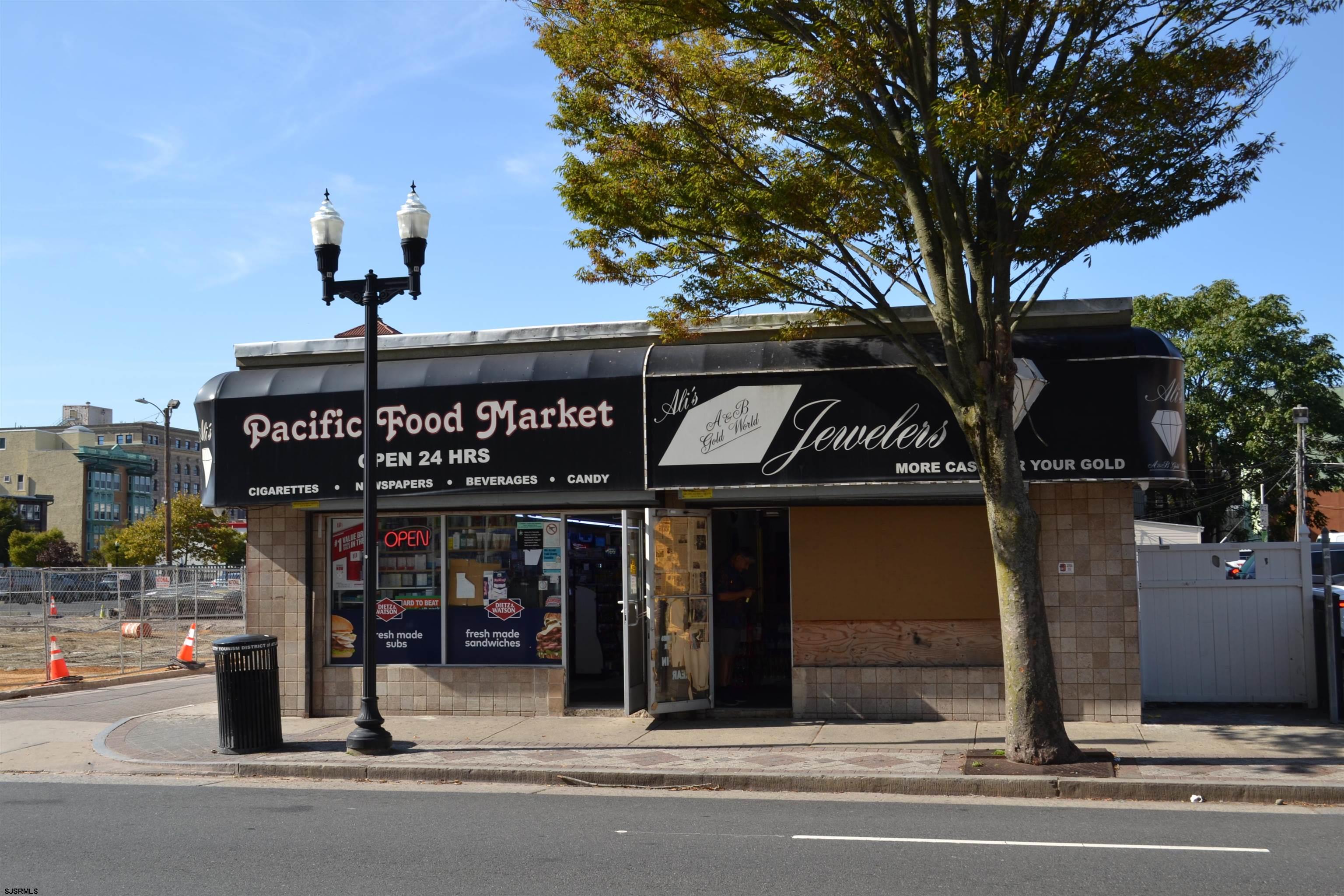 1009 Pacific Avenue - Atlantic City