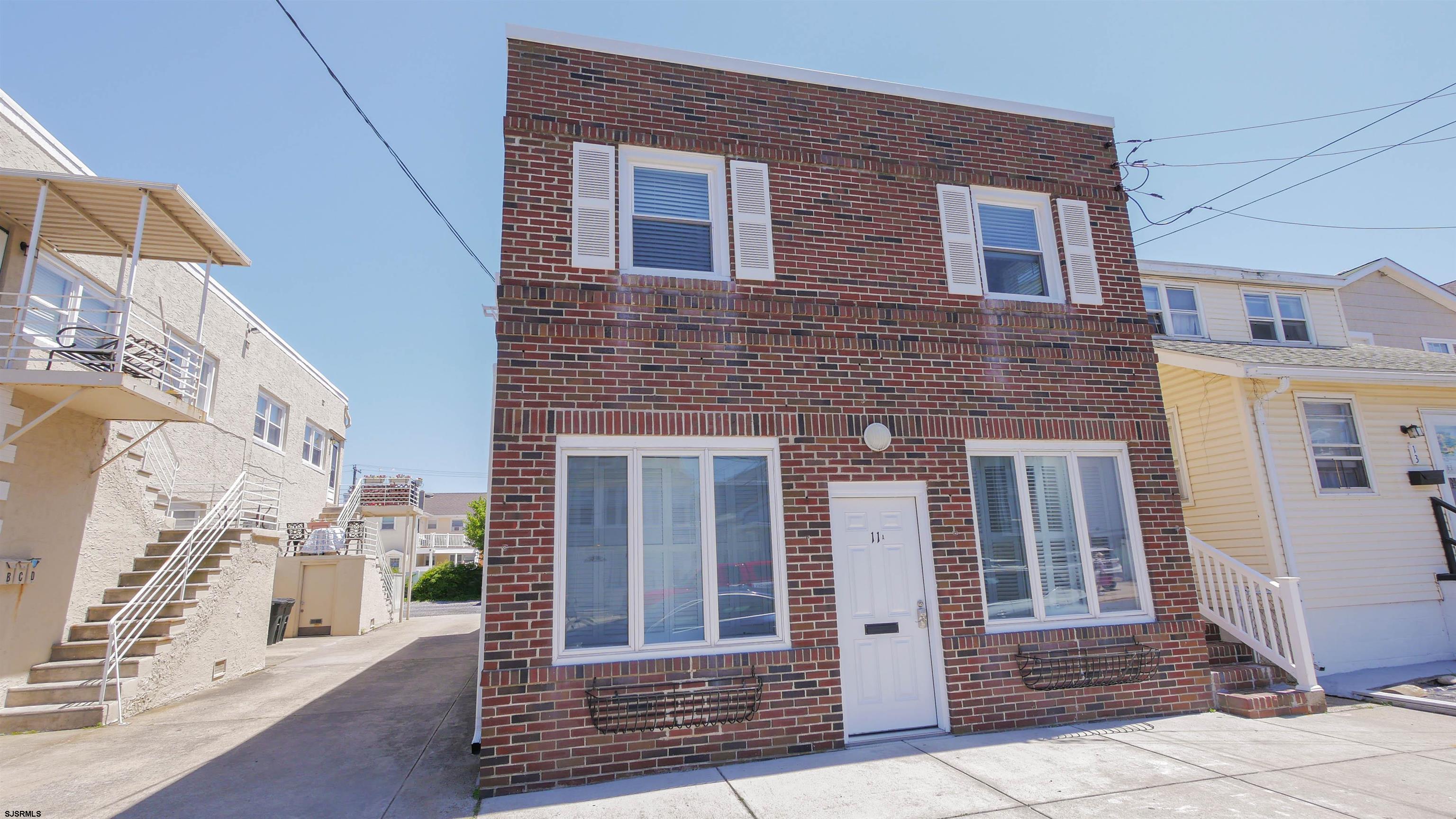 11 S Washington Avenue - Margate