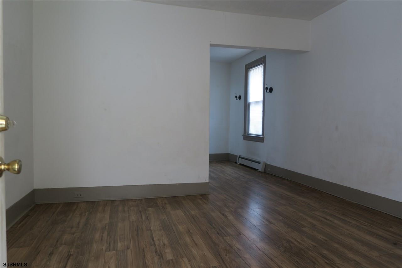  - Picture 5