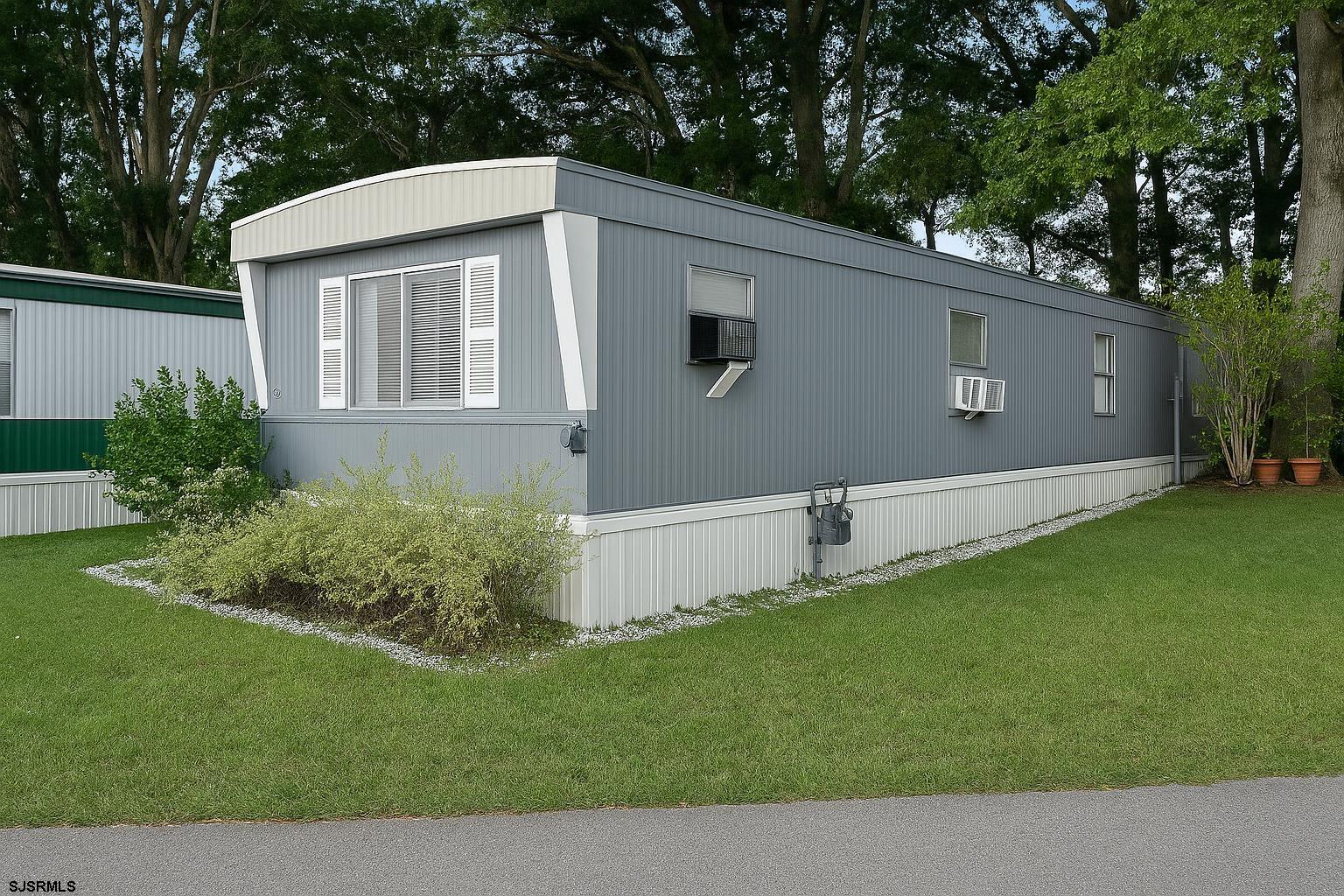 6672 Black Horse Pike - Picture 