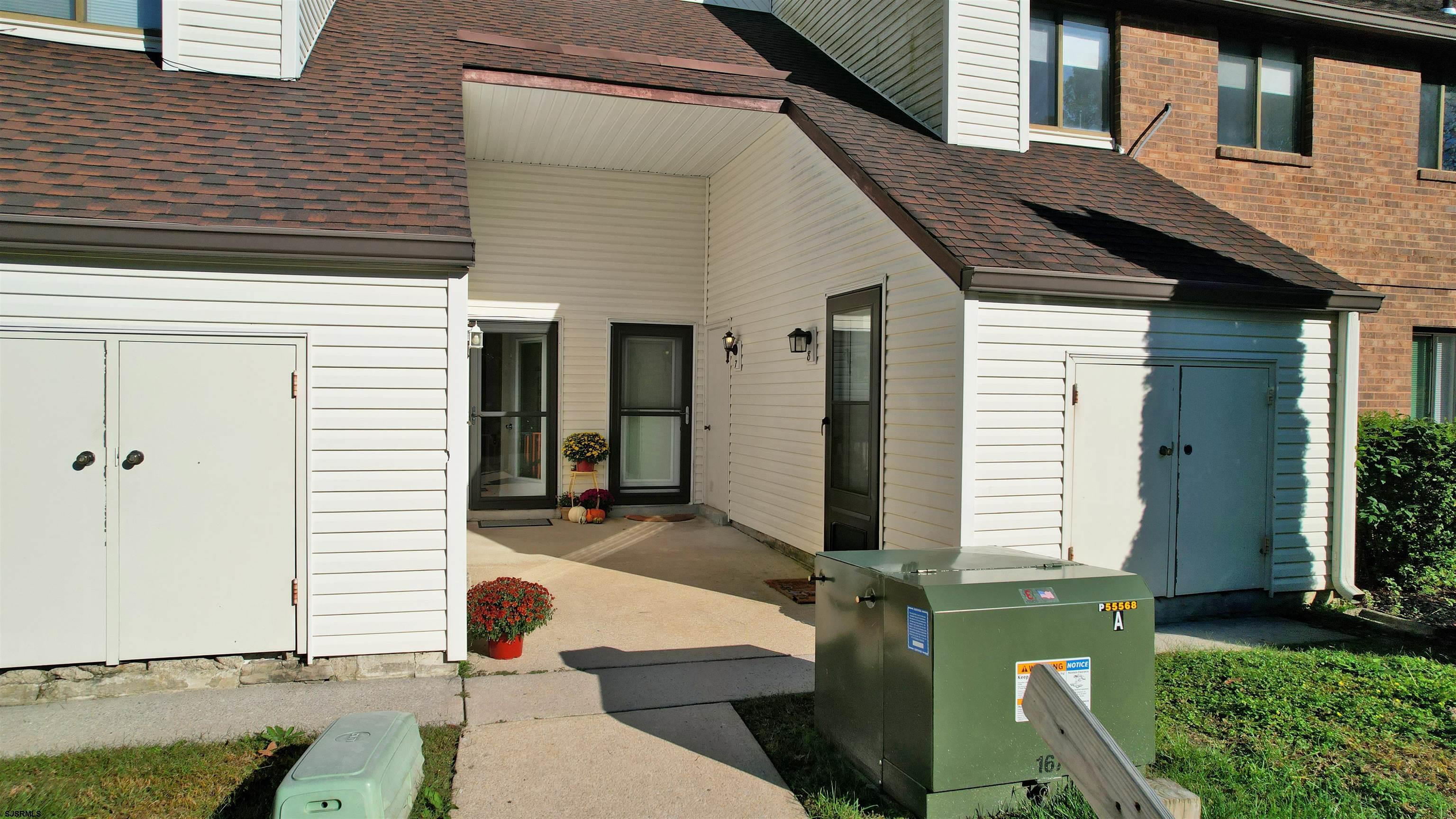  8 Country Spruce Ln - Egg Harbor Township