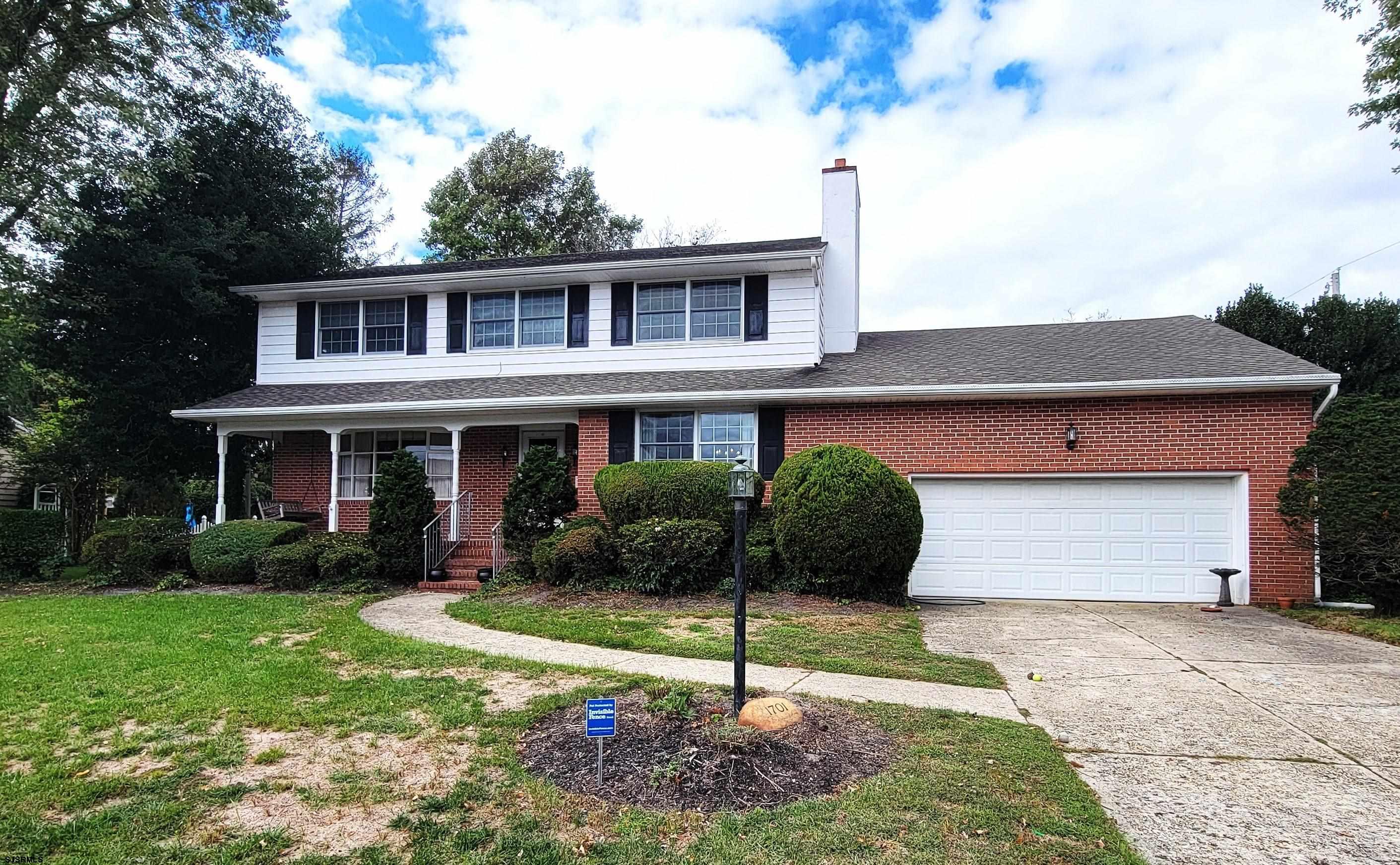  1701 Somerset Blvd - Linwood