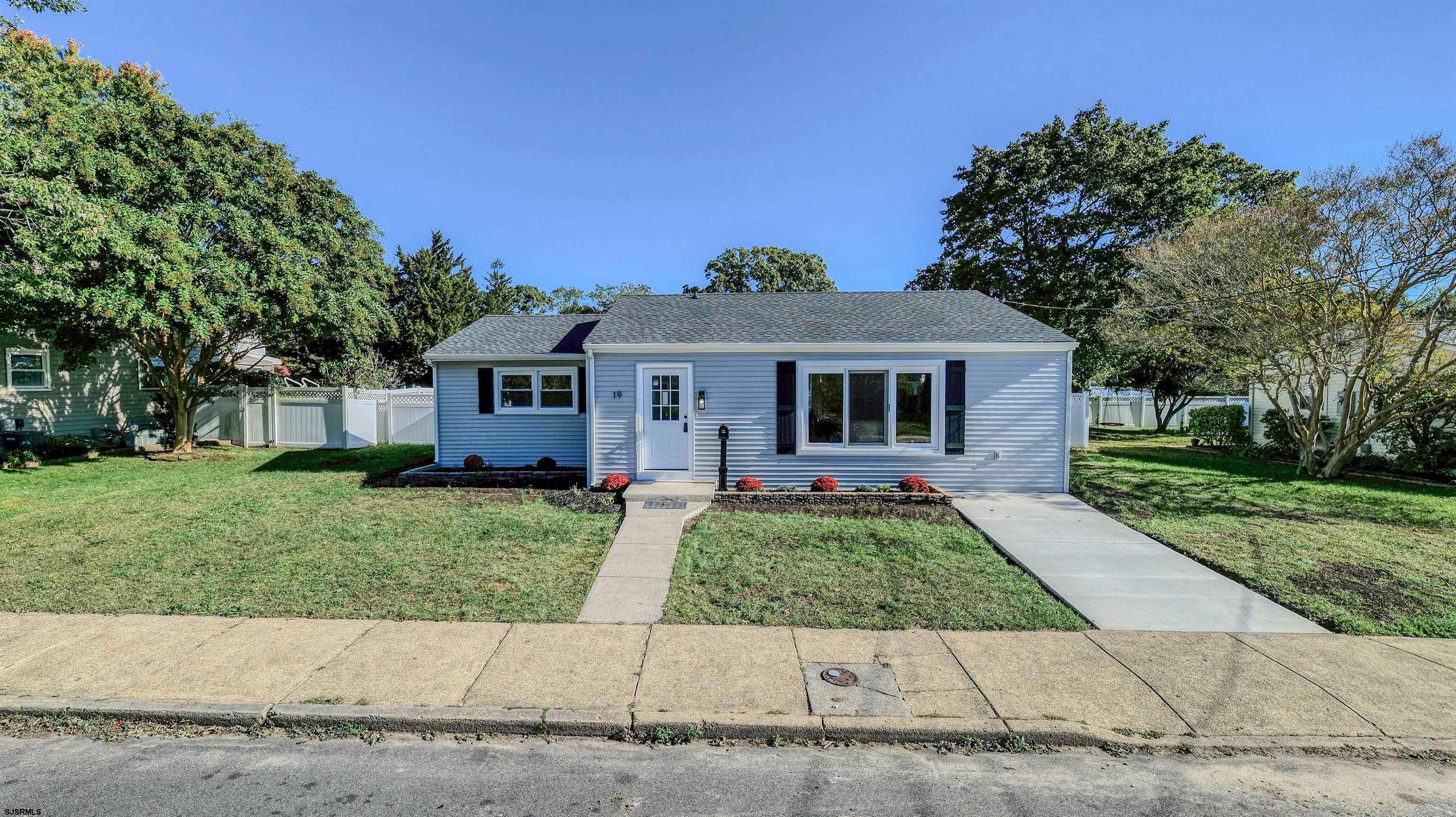  19 Merion Dr - Somers Point