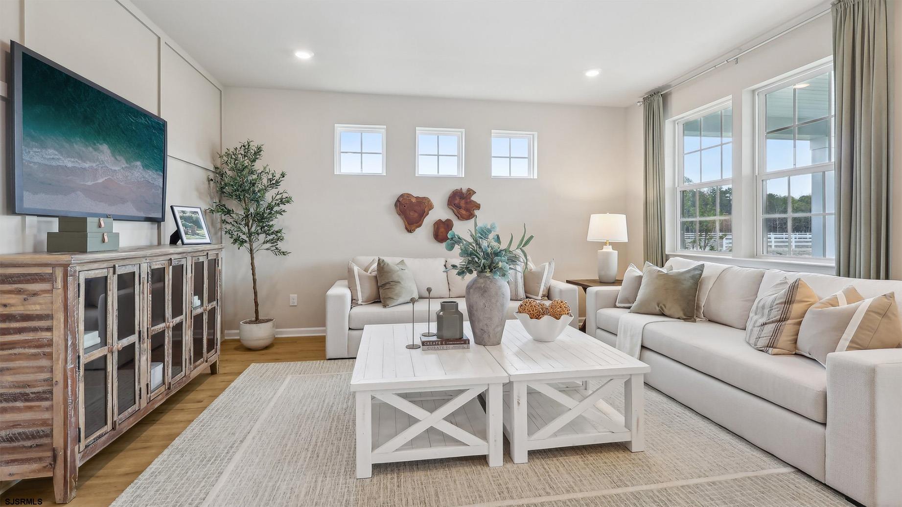 131 Hilton Head Ct - Picture 