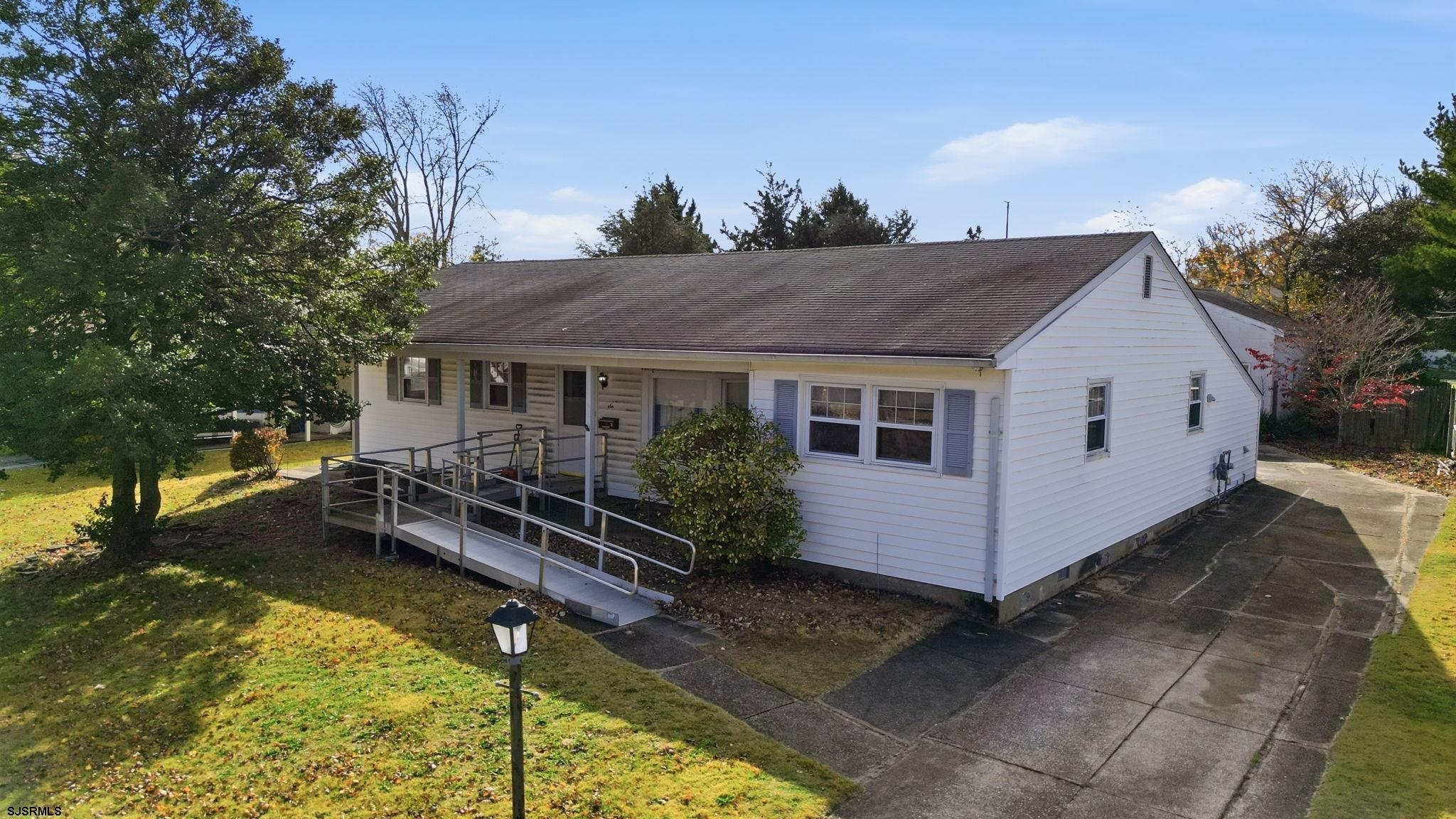  6 Colgate Rd - Somers Point